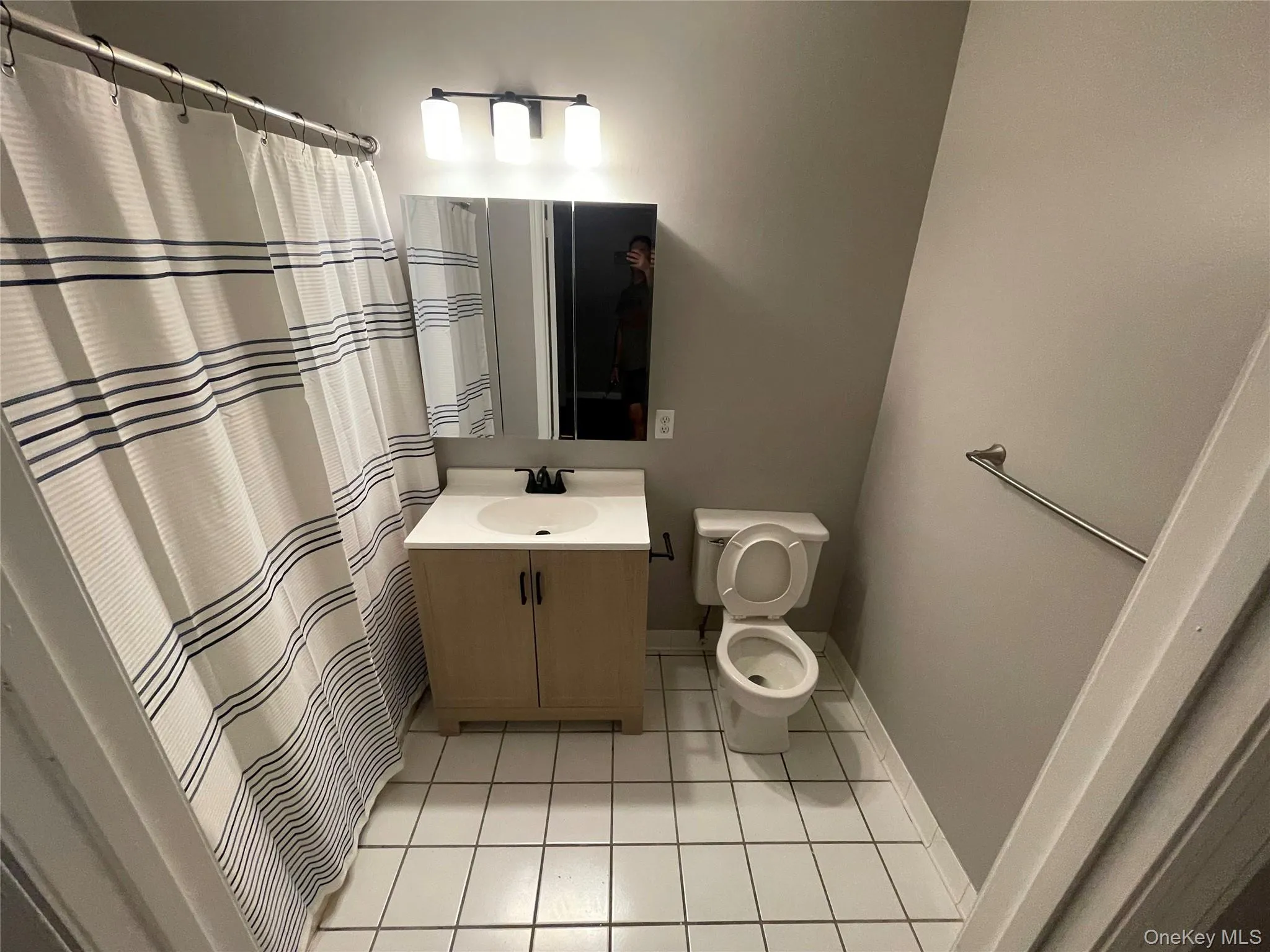 1902 Rosewood Court, Woodbury, NY, 2 Bedrooms Bedrooms, 8 Rooms Rooms,2 BathroomsBathrooms,Residential Lease,For Rent,Rosewood,0,1029197 1902 Rosewood Court, Woodbury, NY, 2 Bedrooms Bedrooms, 8 Rooms Rooms,2 BathroomsBathrooms,Residential Lease,For Rent,Rosewood,0,1029197