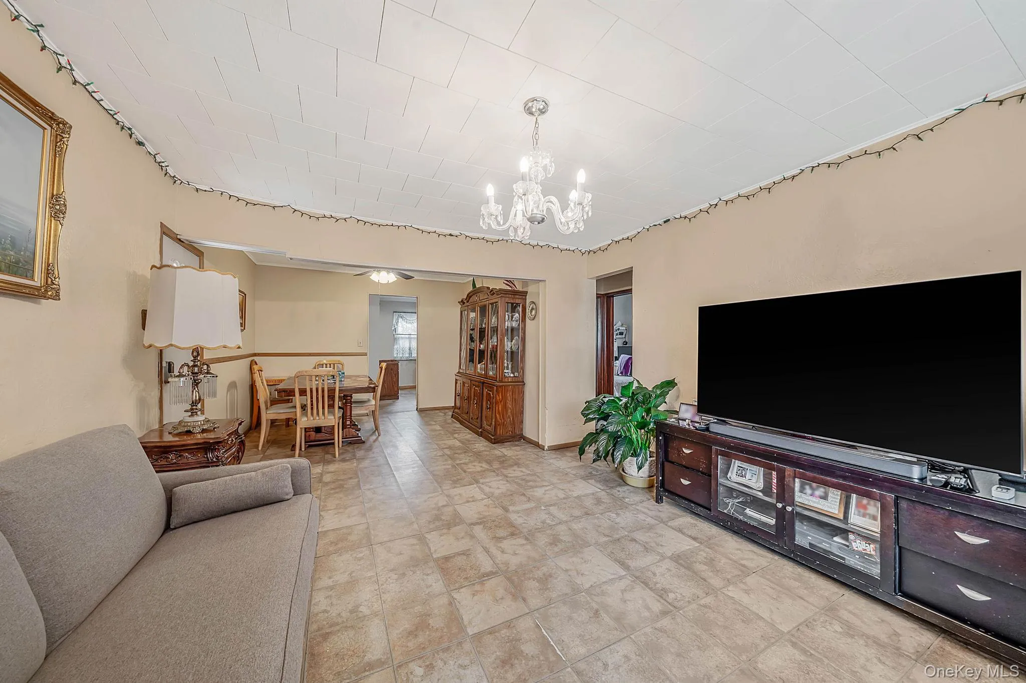 8602 241st Street, New York, NY, 2 Bedrooms Bedrooms, 5 Rooms Rooms,1 BathroomBathrooms,Residential,For Rent,241st,0,1029201 8602 241st Street, New York, NY, 2 Bedrooms Bedrooms, 5 Rooms Rooms,1 BathroomBathrooms,Residential,For Rent,241st,0,1029201