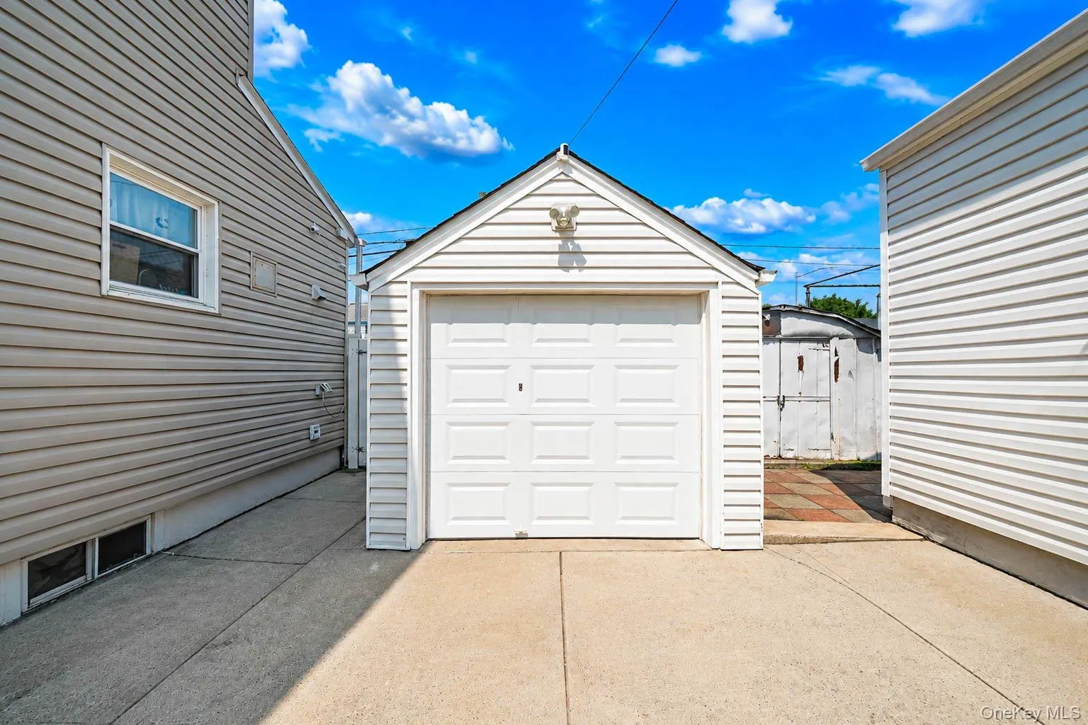8602 241st Street, New York, NY, 2 Bedrooms Bedrooms, 5 Rooms Rooms,1 BathroomBathrooms,Residential,For Rent,241st,0,1029201 8602 241st Street, New York, NY, 2 Bedrooms Bedrooms, 5 Rooms Rooms,1 BathroomBathrooms,Residential,For Rent,241st,0,1029201