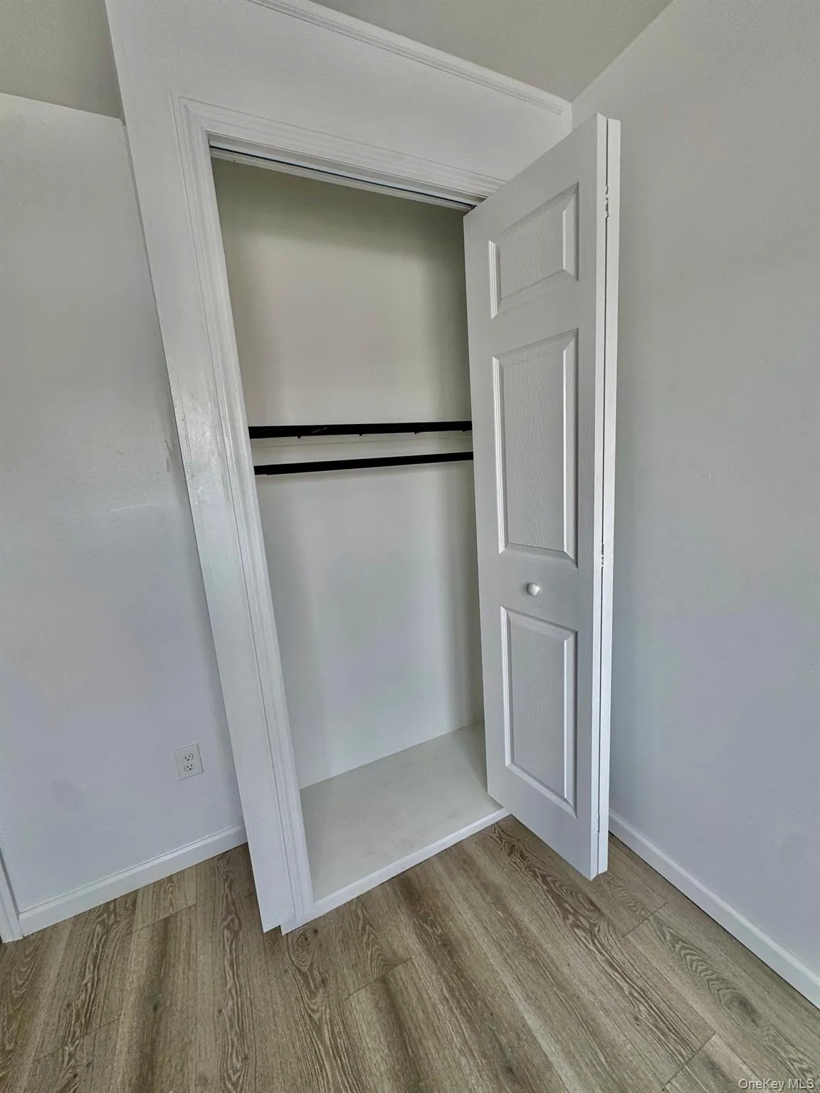 320 Jericho Turnpike, Hempstead, NY, 3 Bedrooms Bedrooms, 6 Rooms Rooms,1 BathroomBathrooms,Residential Lease,For Rent,Jericho,0,1029203 320 Jericho Turnpike, Hempstead, NY, 3 Bedrooms Bedrooms, 6 Rooms Rooms,1 BathroomBathrooms,Residential Lease,For Rent,Jericho,0,1029203