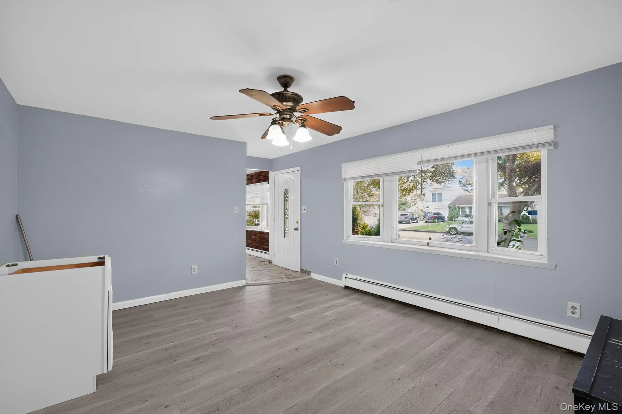 3 Hickory Place, Islip, NY, 3 Bedrooms Bedrooms, 5 Rooms Rooms,2 BathroomsBathrooms,Residential,For Rent,Hickory,0,1029205 3 Hickory Place, Islip, NY, 3 Bedrooms Bedrooms, 5 Rooms Rooms,2 BathroomsBathrooms,Residential,For Rent,Hickory,0,1029205
