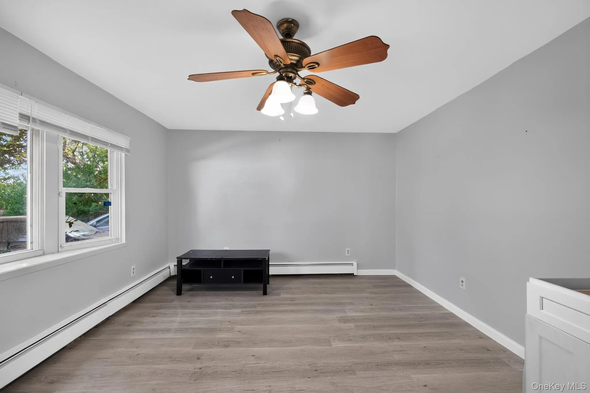 3 Hickory Place, Islip, NY, 3 Bedrooms Bedrooms, 5 Rooms Rooms,2 BathroomsBathrooms,Residential,For Rent,Hickory,0,1029205 3 Hickory Place, Islip, NY, 3 Bedrooms Bedrooms, 5 Rooms Rooms,2 BathroomsBathrooms,Residential,For Rent,Hickory,0,1029205