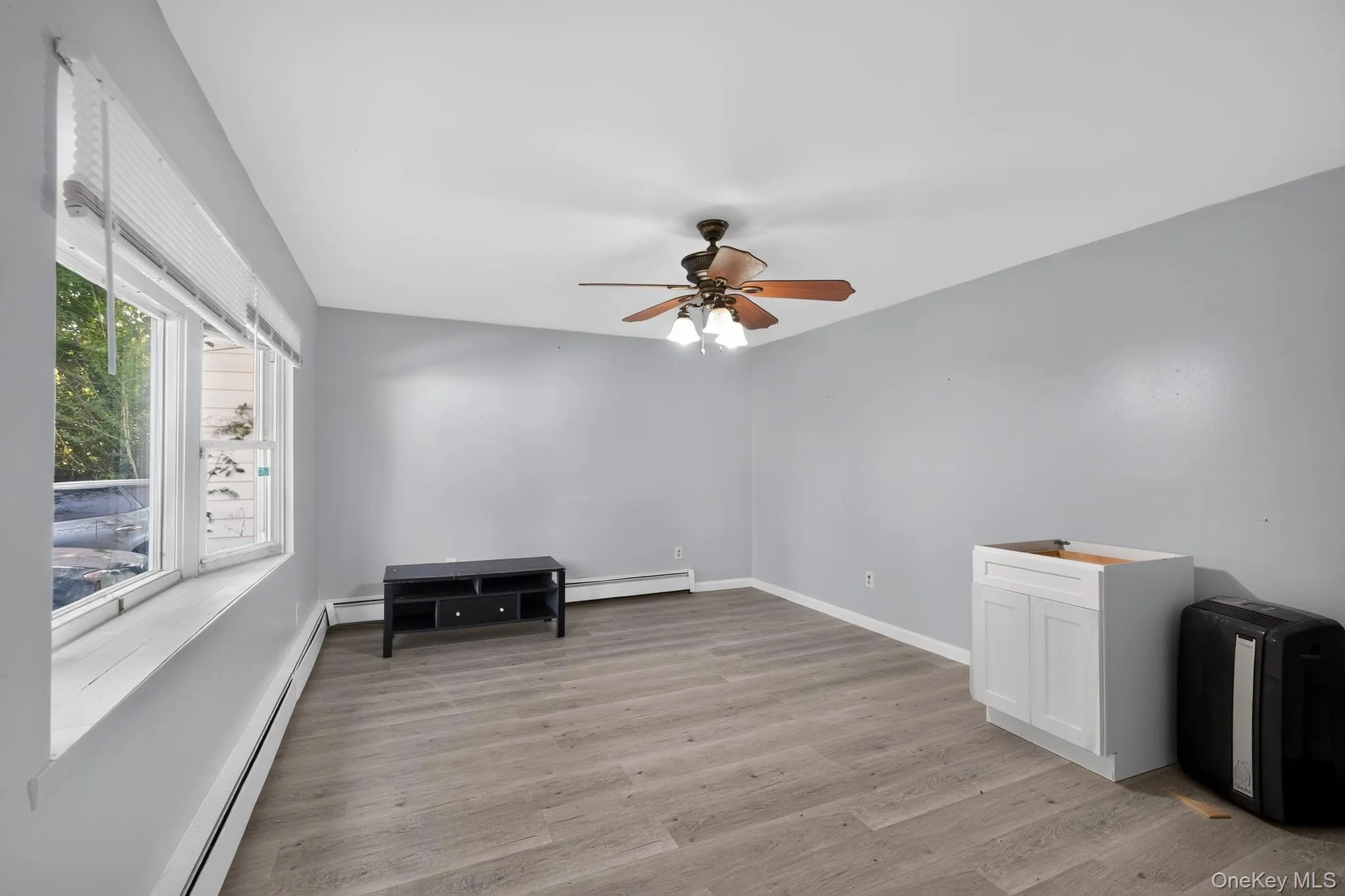 3 Hickory Place, Islip, NY, 3 Bedrooms Bedrooms, 5 Rooms Rooms,2 BathroomsBathrooms,Residential,For Rent,Hickory,0,1029205 3 Hickory Place, Islip, NY, 3 Bedrooms Bedrooms, 5 Rooms Rooms,2 BathroomsBathrooms,Residential,For Rent,Hickory,0,1029205