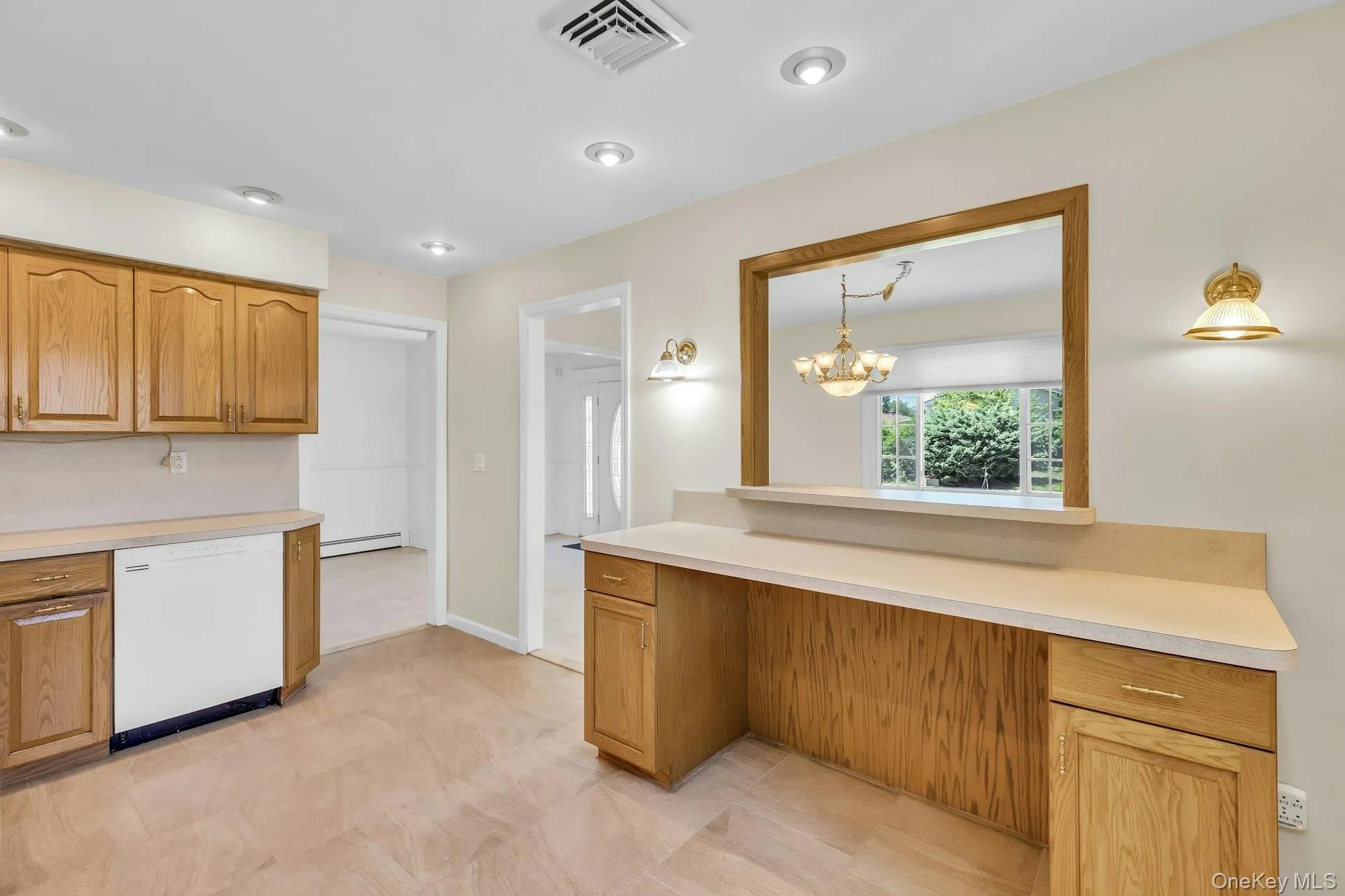 258 Lafayette Road, West Babylon, NY, 4 Bedrooms Bedrooms, 10 Rooms Rooms,2 BathroomsBathrooms,Residential,For Rent,Lafayette,0,1029206 258 Lafayette Road, West Babylon, NY, 4 Bedrooms Bedrooms, 10 Rooms Rooms,2 BathroomsBathrooms,Residential,For Rent,Lafayette,0,1029206