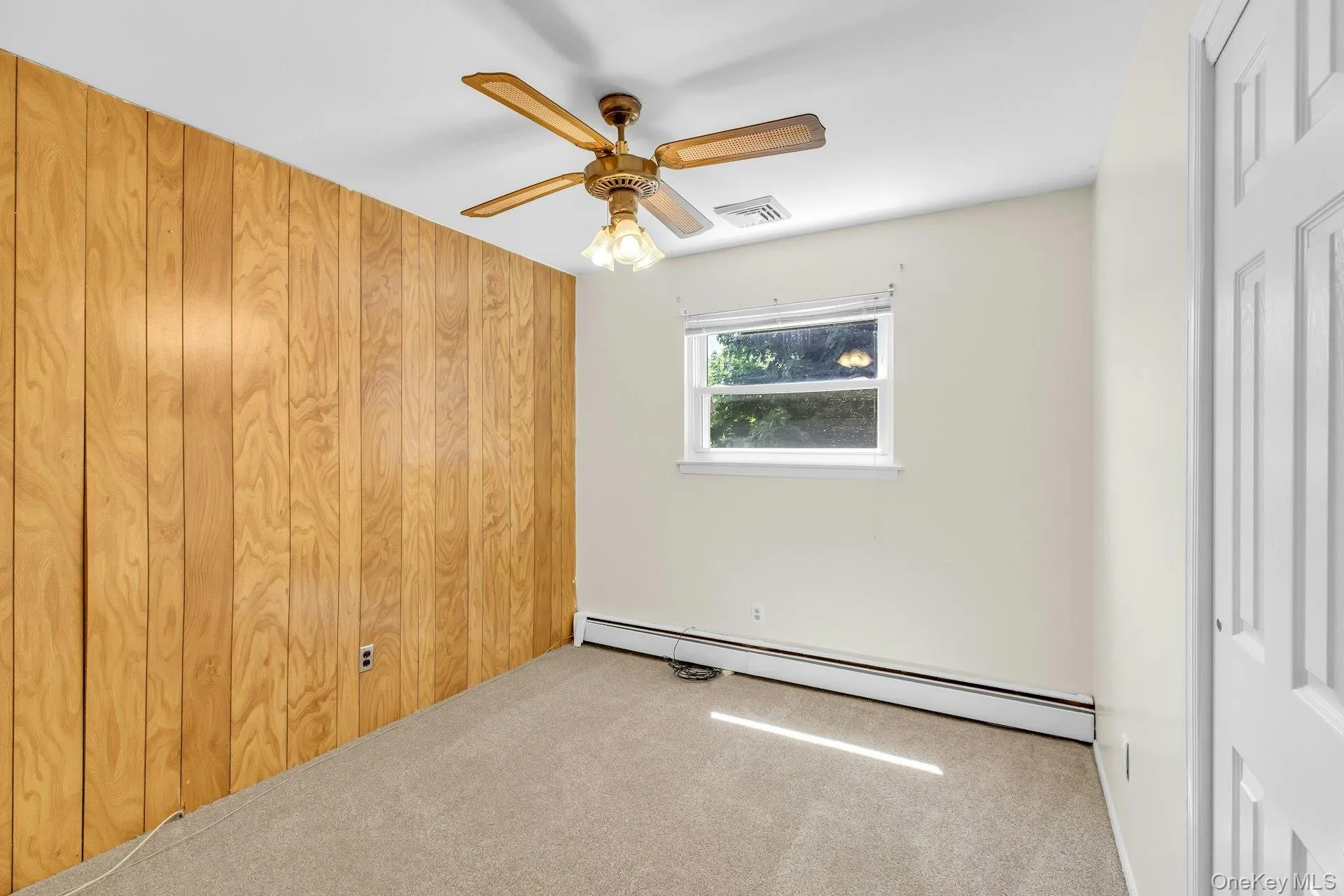 258 Lafayette Road, West Babylon, NY, 4 Bedrooms Bedrooms, 10 Rooms Rooms,2 BathroomsBathrooms,Residential,For Rent,Lafayette,0,1029206 258 Lafayette Road, West Babylon, NY, 4 Bedrooms Bedrooms, 10 Rooms Rooms,2 BathroomsBathrooms,Residential,For Rent,Lafayette,0,1029206