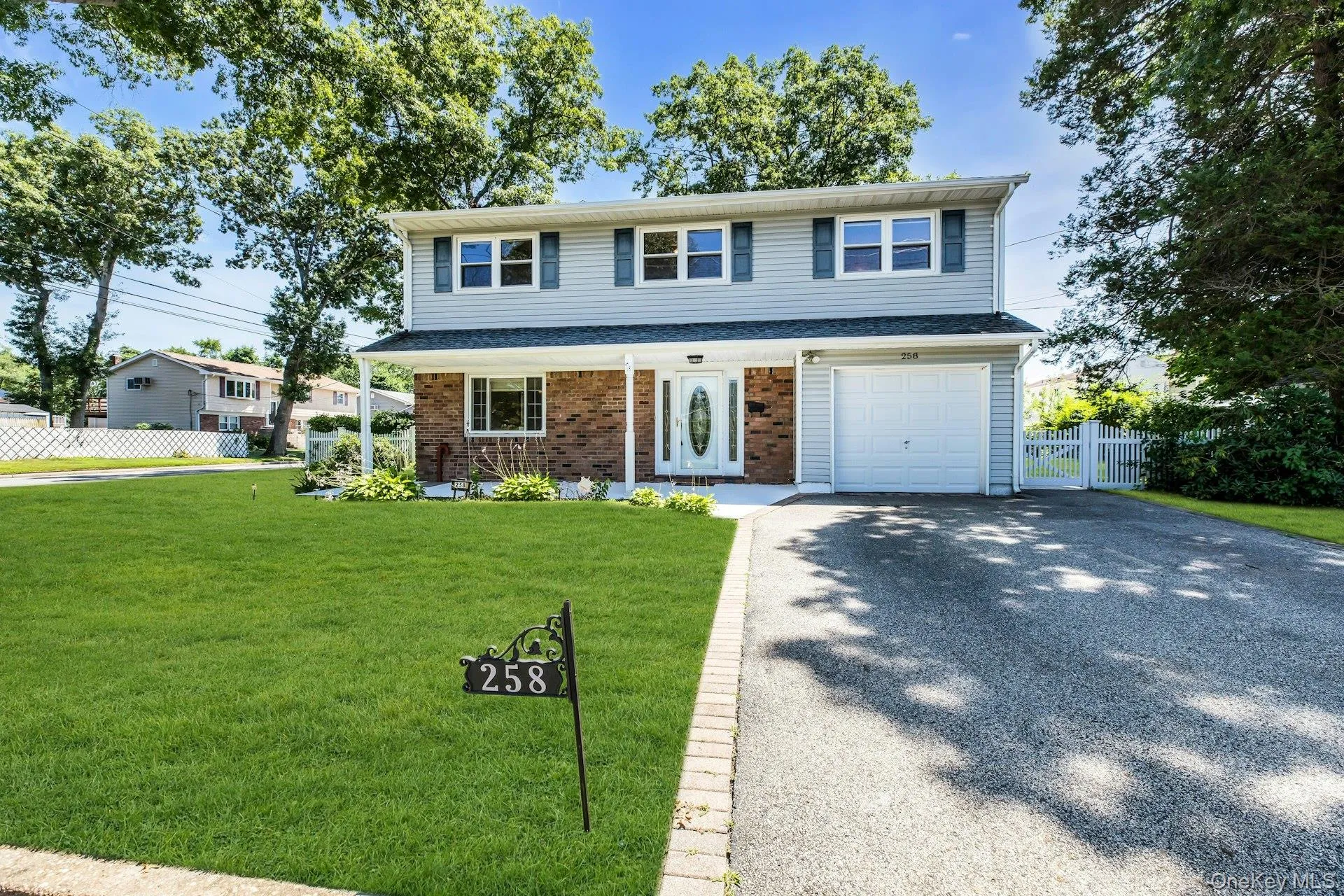 258 Lafayette Road, West Babylon, NY, 4 Bedrooms Bedrooms, 10 Rooms Rooms,2 BathroomsBathrooms,Residential,For Rent,Lafayette,0,1029206 258 Lafayette Road, West Babylon, NY, 4 Bedrooms Bedrooms, 10 Rooms Rooms,2 BathroomsBathrooms,Residential,For Rent,Lafayette,0,1029206