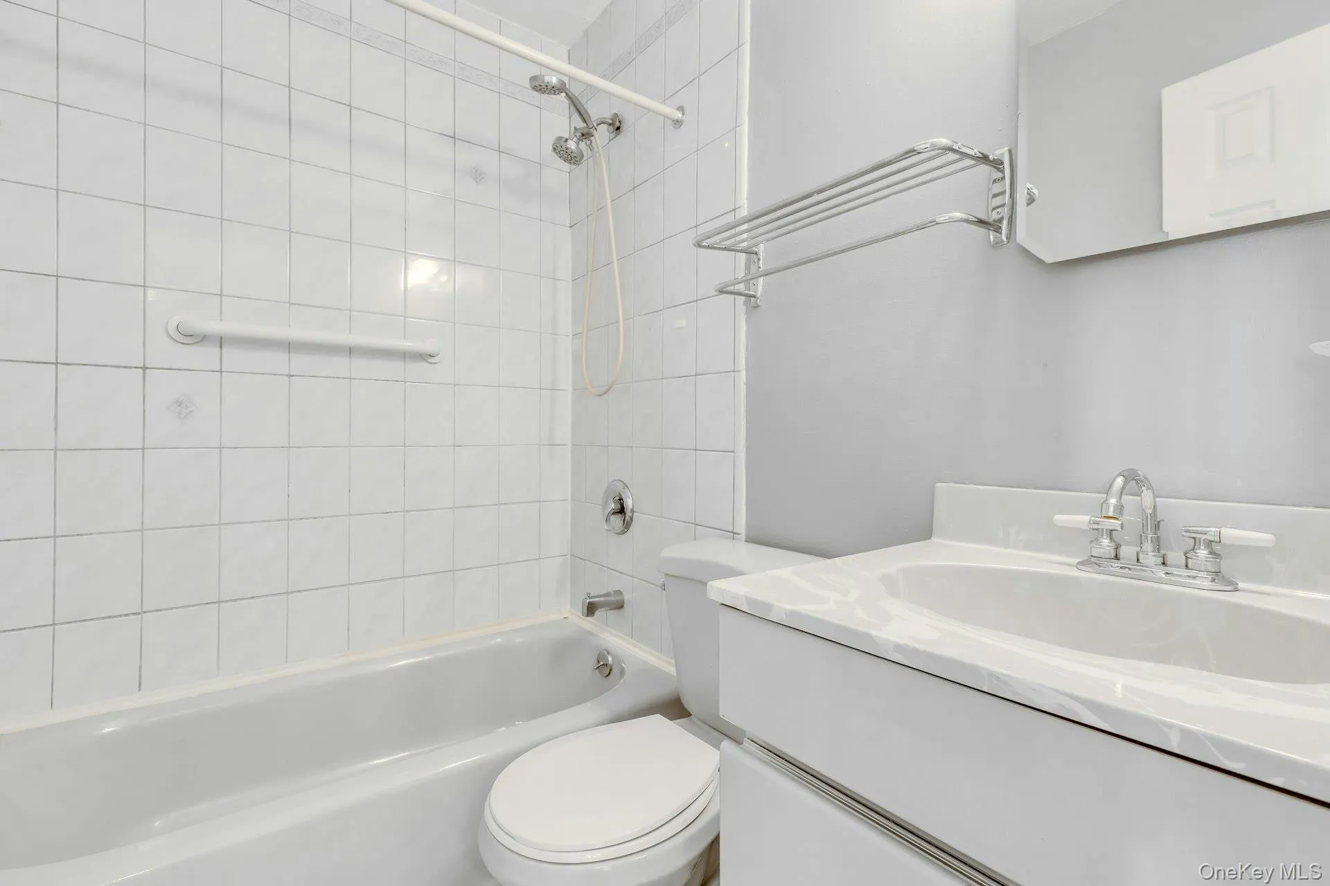 258 Lafayette Road, West Babylon, NY, 4 Bedrooms Bedrooms, 10 Rooms Rooms,2 BathroomsBathrooms,Residential,For Rent,Lafayette,0,1029206 258 Lafayette Road, West Babylon, NY, 4 Bedrooms Bedrooms, 10 Rooms Rooms,2 BathroomsBathrooms,Residential,For Rent,Lafayette,0,1029206