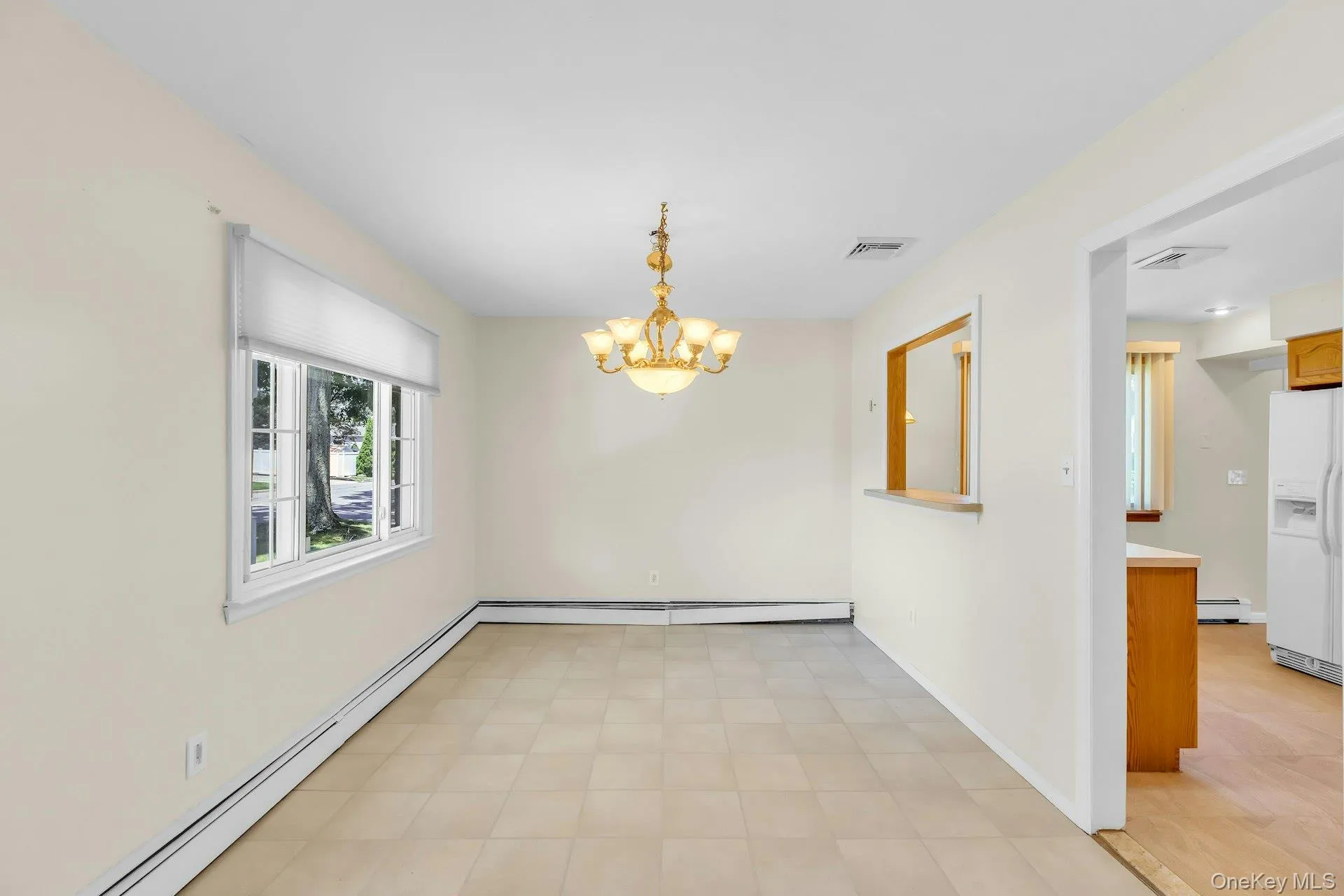 258 Lafayette Road, West Babylon, NY, 4 Bedrooms Bedrooms, 10 Rooms Rooms,2 BathroomsBathrooms,Residential,For Rent,Lafayette,0,1029206 258 Lafayette Road, West Babylon, NY, 4 Bedrooms Bedrooms, 10 Rooms Rooms,2 BathroomsBathrooms,Residential,For Rent,Lafayette,0,1029206