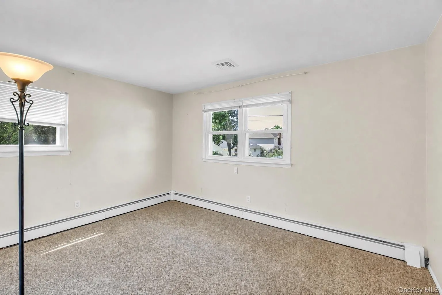 258 Lafayette Road, West Babylon, NY, 4 Bedrooms Bedrooms, 10 Rooms Rooms,2 BathroomsBathrooms,Residential,For Rent,Lafayette,0,1029206 258 Lafayette Road, West Babylon, NY, 4 Bedrooms Bedrooms, 10 Rooms Rooms,2 BathroomsBathrooms,Residential,For Rent,Lafayette,0,1029206