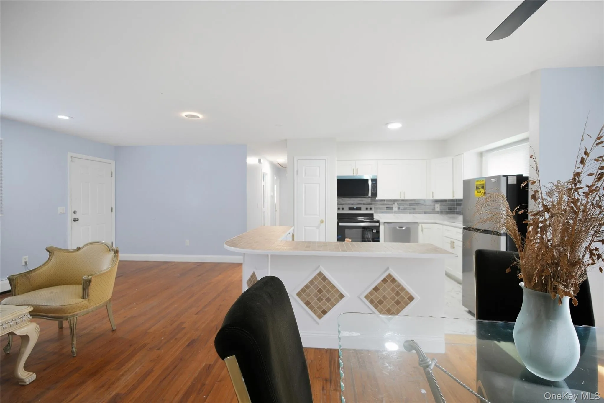 182 New York Avenue, Islip, NY, 4 Bedrooms Bedrooms, 4 Rooms Rooms,2 BathroomsBathrooms,Residential,For Rent,New York,0,1029207 182 New York Avenue, Islip, NY, 4 Bedrooms Bedrooms, 4 Rooms Rooms,2 BathroomsBathrooms,Residential,For Rent,New York,0,1029207