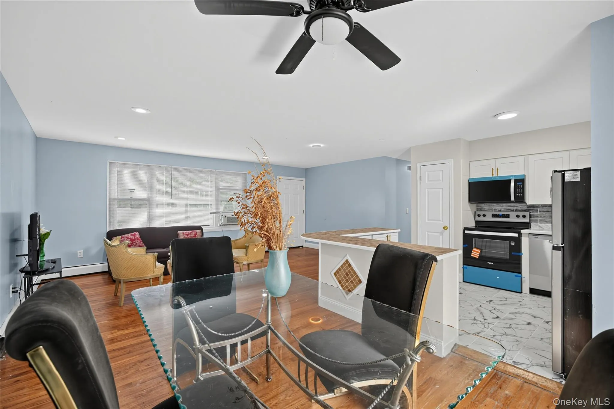 182 New York Avenue, Islip, NY, 4 Bedrooms Bedrooms, 4 Rooms Rooms,2 BathroomsBathrooms,Residential,For Rent,New York,0,1029207 182 New York Avenue, Islip, NY, 4 Bedrooms Bedrooms, 4 Rooms Rooms,2 BathroomsBathrooms,Residential,For Rent,New York,0,1029207