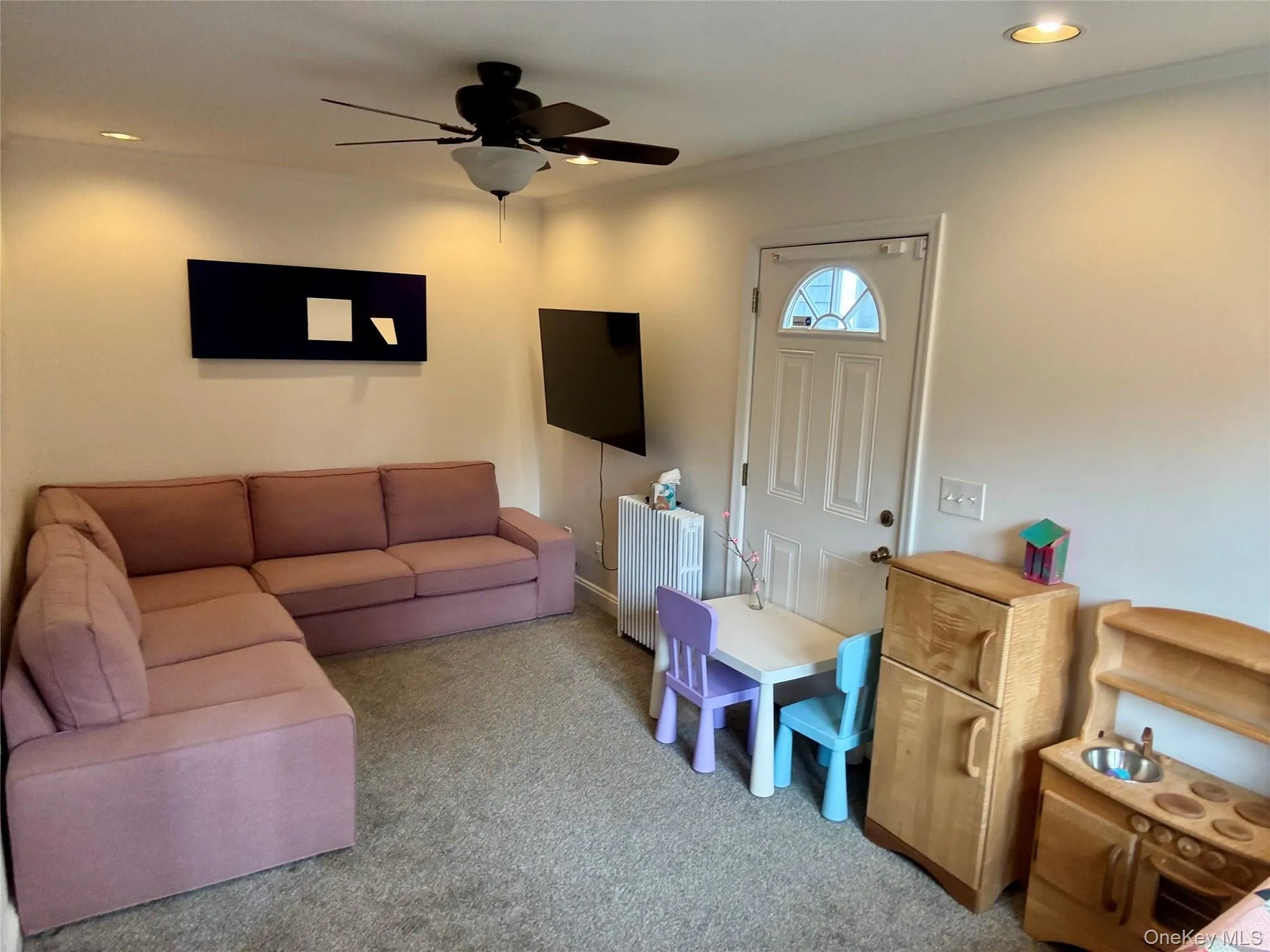 74 Elm Street, Beacon, NY, 2 Bedrooms Bedrooms, 6 Rooms Rooms,1 BathroomBathrooms,Residential Lease,For Rent,Elm,0,1029209 74 Elm Street, Beacon, NY, 2 Bedrooms Bedrooms, 6 Rooms Rooms,1 BathroomBathrooms,Residential Lease,For Rent,Elm,0,1029209