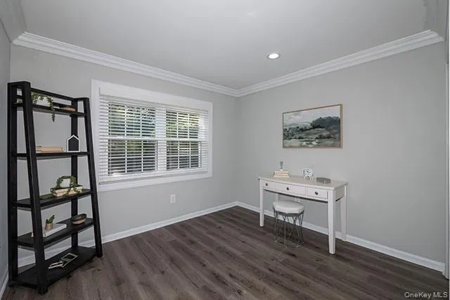 21 Sylvan Lane, Brookhaven, NY, 1 Bedroom Bedrooms, 4 Rooms Rooms,1 BathroomBathrooms,Residential Lease,For Rent,Sylvan,0,1029210 21 Sylvan Lane, Brookhaven, NY, 1 Bedroom Bedrooms, 4 Rooms Rooms,1 BathroomBathrooms,Residential Lease,For Rent,Sylvan,0,1029210
