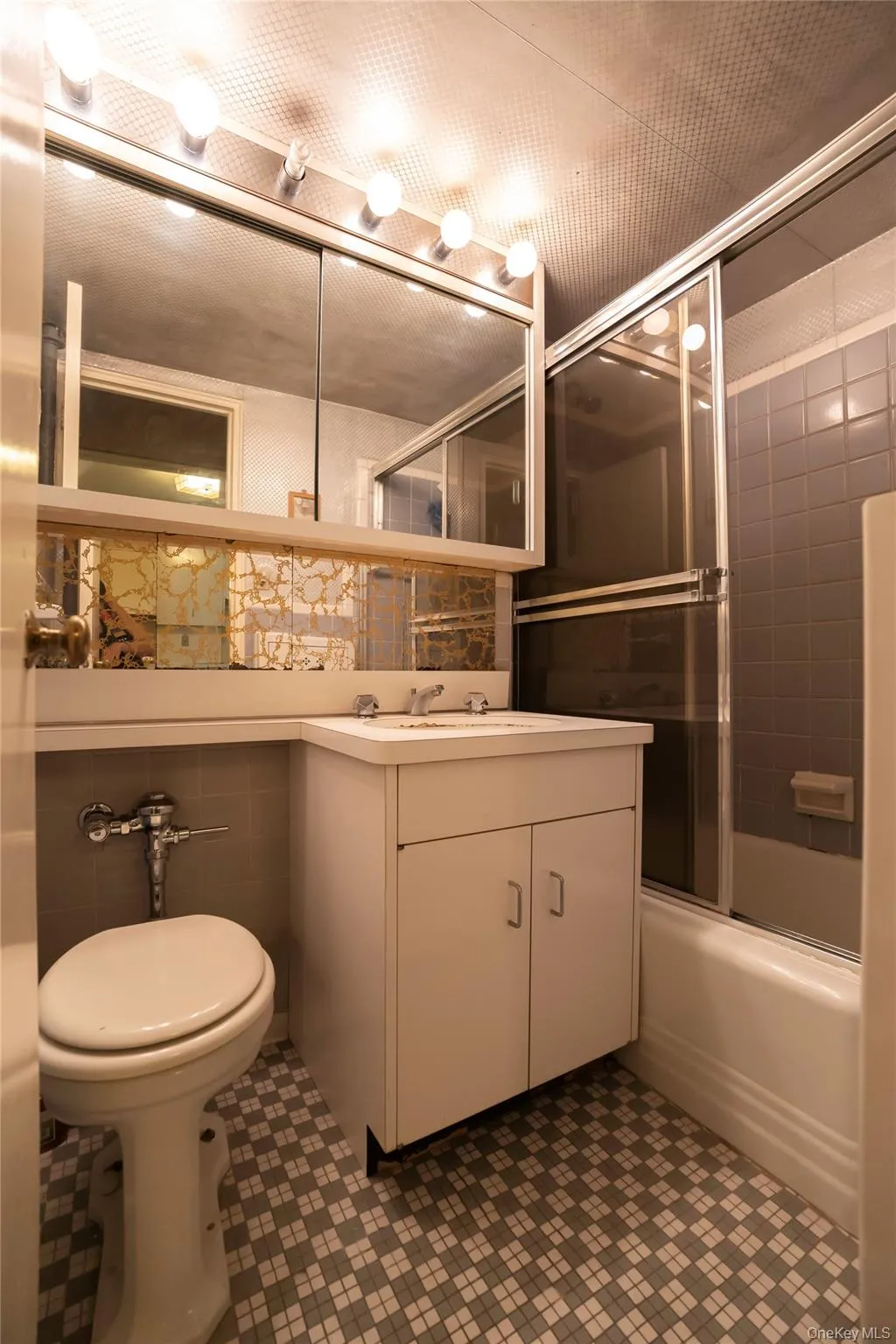 35-50 85 Street, New York, NY, 1 Bedroom Bedrooms, 4 Rooms Rooms,1 BathroomBathrooms,Residential,For Rent,85,0,1029215 35-50 85 Street, New York, NY, 1 Bedroom Bedrooms, 4 Rooms Rooms,1 BathroomBathrooms,Residential,For Rent,85,0,1029215
