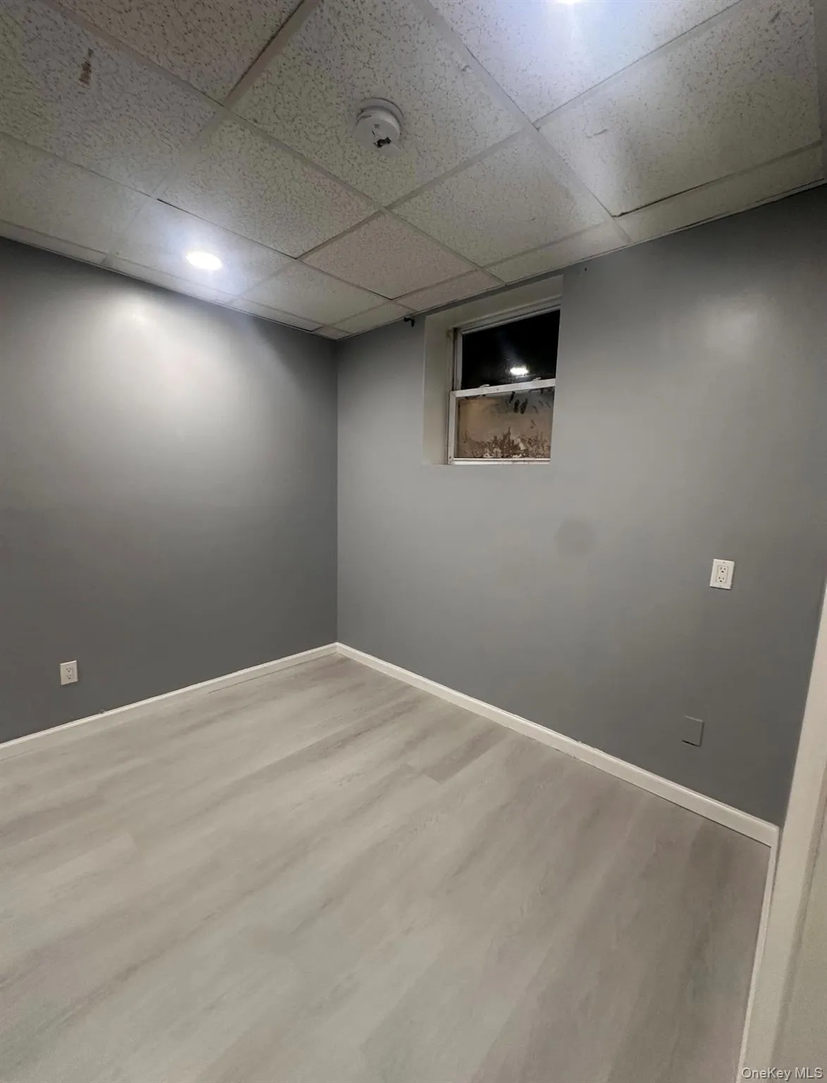 255 Smith Street, Islip, NY, 2 Bedrooms Bedrooms, 3 Rooms Rooms,1 BathroomBathrooms,Residential Lease,For Rent,Smith,0,1029216 255 Smith Street, Islip, NY, 2 Bedrooms Bedrooms, 3 Rooms Rooms,1 BathroomBathrooms,Residential Lease,For Rent,Smith,0,1029216