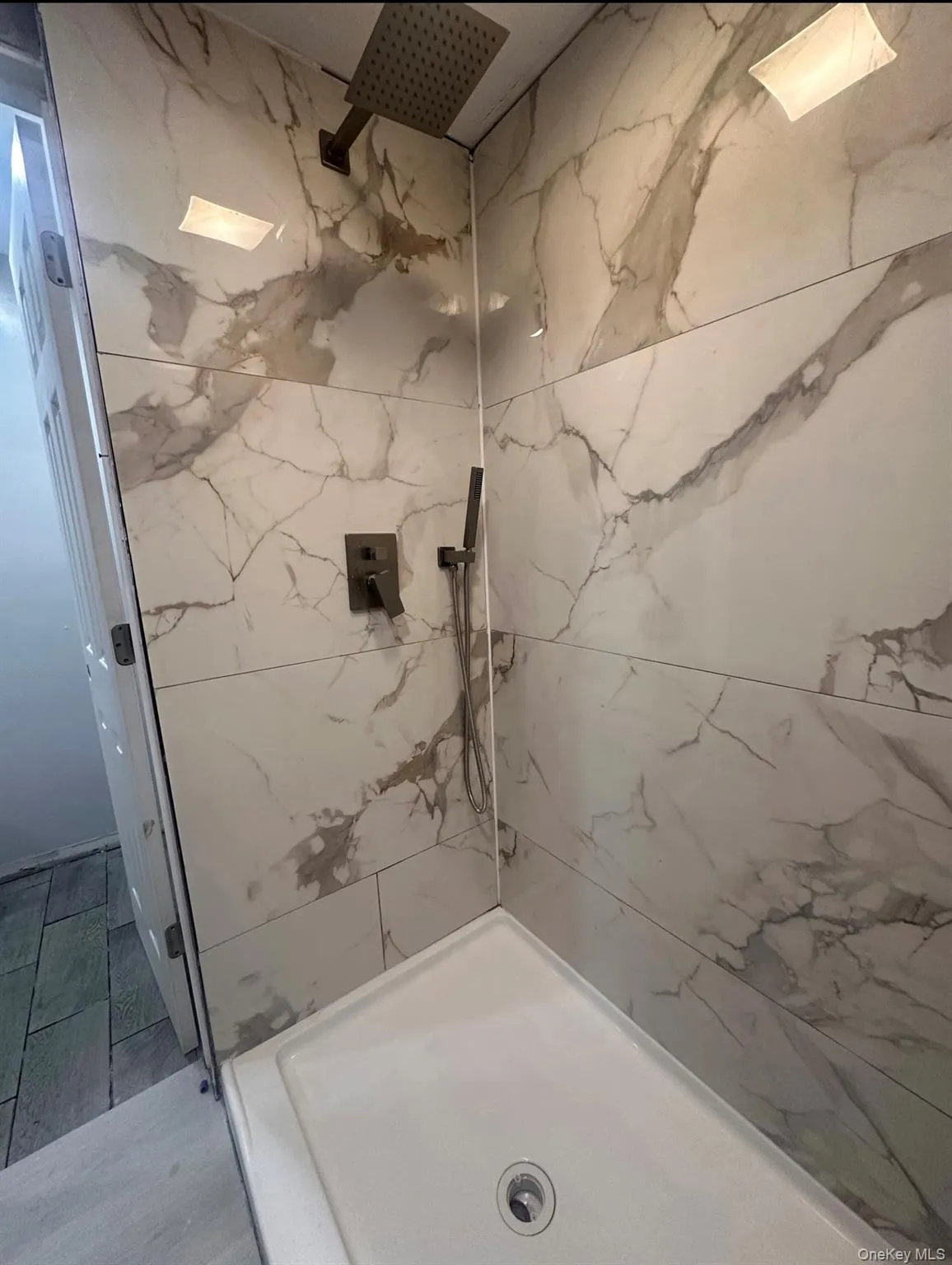 255 Smith Street, Islip, NY, 2 Bedrooms Bedrooms, 3 Rooms Rooms,1 BathroomBathrooms,Residential Lease,For Rent,Smith,0,1029216 255 Smith Street, Islip, NY, 2 Bedrooms Bedrooms, 3 Rooms Rooms,1 BathroomBathrooms,Residential Lease,For Rent,Smith,0,1029216