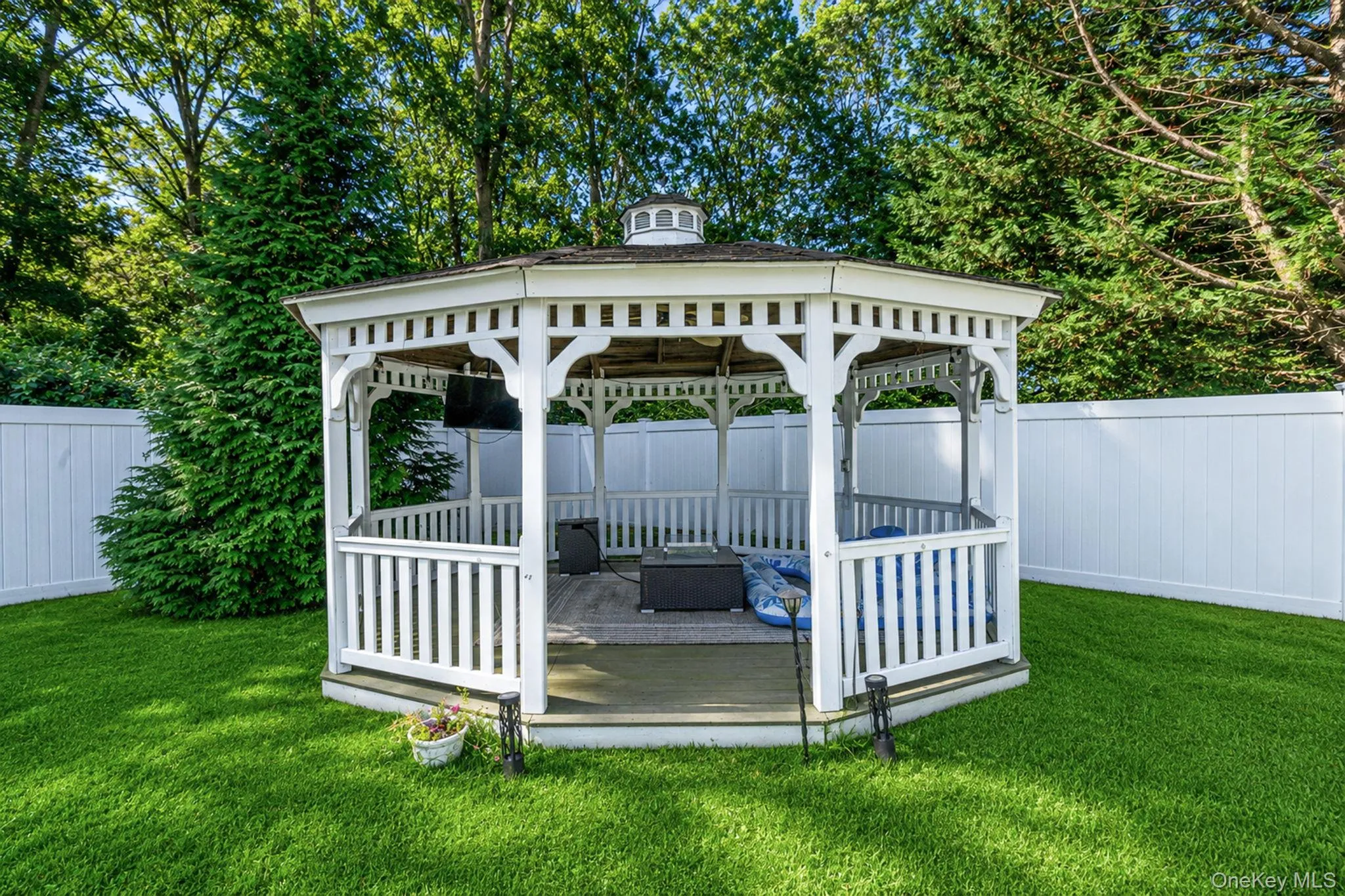102 Inverness Road, Islip, NY, 3 Bedrooms Bedrooms, 7 Rooms Rooms,2 BathroomsBathrooms,Residential,For Rent,Inverness,0,1029224 102 Inverness Road, Islip, NY, 3 Bedrooms Bedrooms, 7 Rooms Rooms,2 BathroomsBathrooms,Residential,For Rent,Inverness,0,1029224