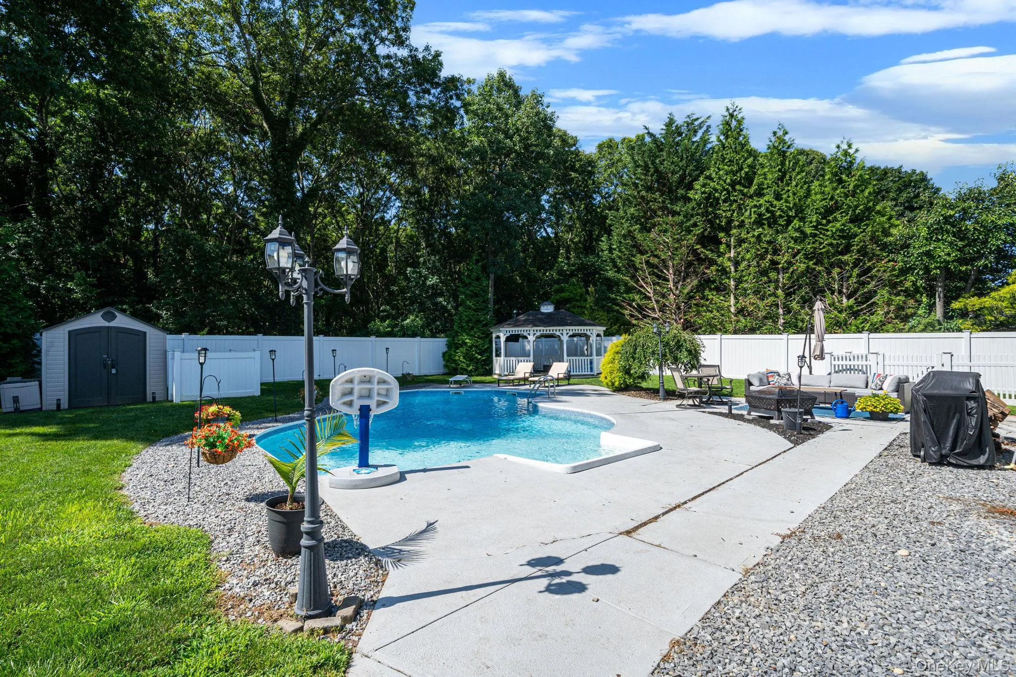 102 Inverness Road, Islip, NY, 3 Bedrooms Bedrooms, 7 Rooms Rooms,2 BathroomsBathrooms,Residential,For Rent,Inverness,0,1029224 102 Inverness Road, Islip, NY, 3 Bedrooms Bedrooms, 7 Rooms Rooms,2 BathroomsBathrooms,Residential,For Rent,Inverness,0,1029224