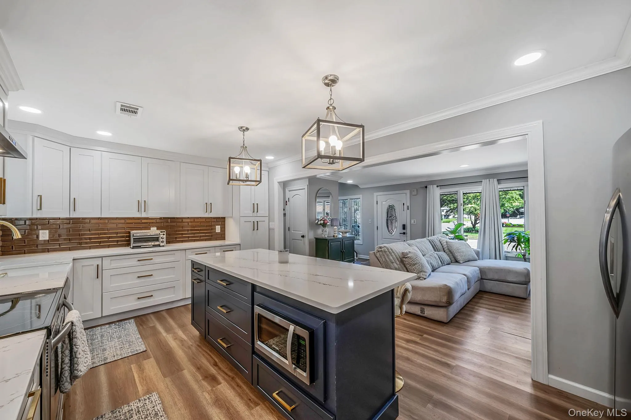 102 Inverness Road, Islip, NY, 3 Bedrooms Bedrooms, 7 Rooms Rooms,2 BathroomsBathrooms,Residential,For Rent,Inverness,0,1029224 102 Inverness Road, Islip, NY, 3 Bedrooms Bedrooms, 7 Rooms Rooms,2 BathroomsBathrooms,Residential,For Rent,Inverness,0,1029224