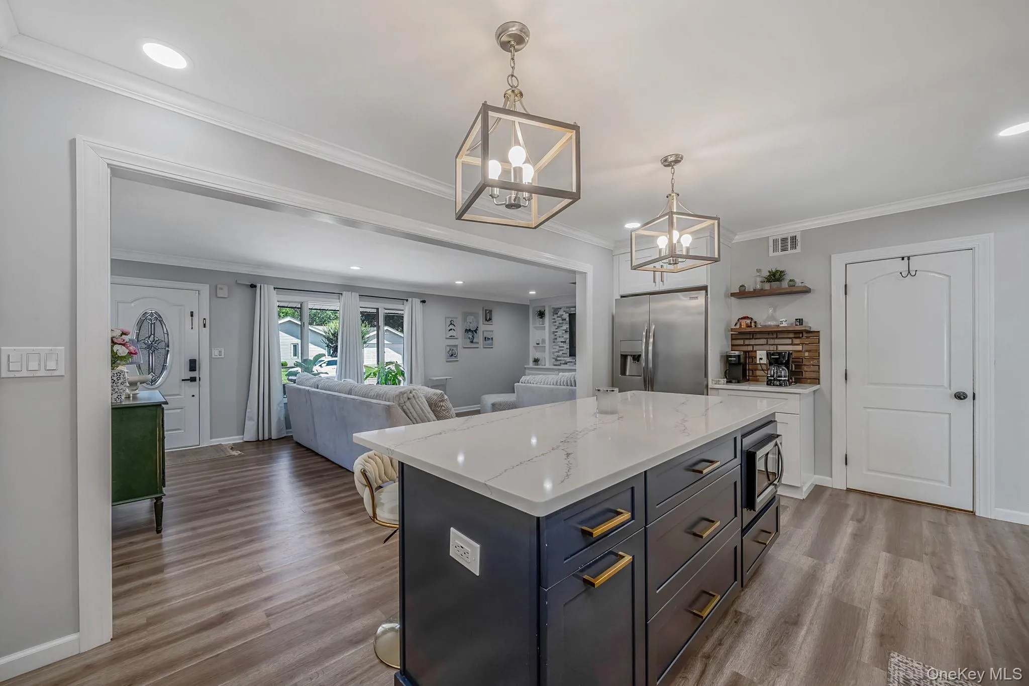 102 Inverness Road, Islip, NY, 3 Bedrooms Bedrooms, 7 Rooms Rooms,2 BathroomsBathrooms,Residential,For Rent,Inverness,0,1029224 102 Inverness Road, Islip, NY, 3 Bedrooms Bedrooms, 7 Rooms Rooms,2 BathroomsBathrooms,Residential,For Rent,Inverness,0,1029224