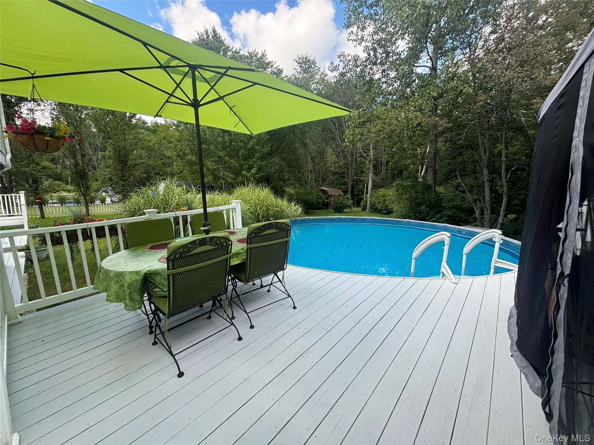 Middle pool deck Middle pool deck
