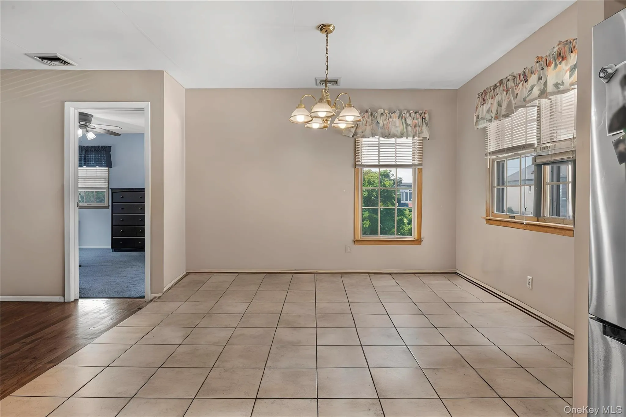 87-17 157th Avenue, New York, NY, 5 Bedrooms Bedrooms, 16 Rooms Rooms,3 BathroomsBathrooms,Residential,For Rent,157th,0,1029234 87-17 157th Avenue, New York, NY, 5 Bedrooms Bedrooms, 16 Rooms Rooms,3 BathroomsBathrooms,Residential,For Rent,157th,0,1029234