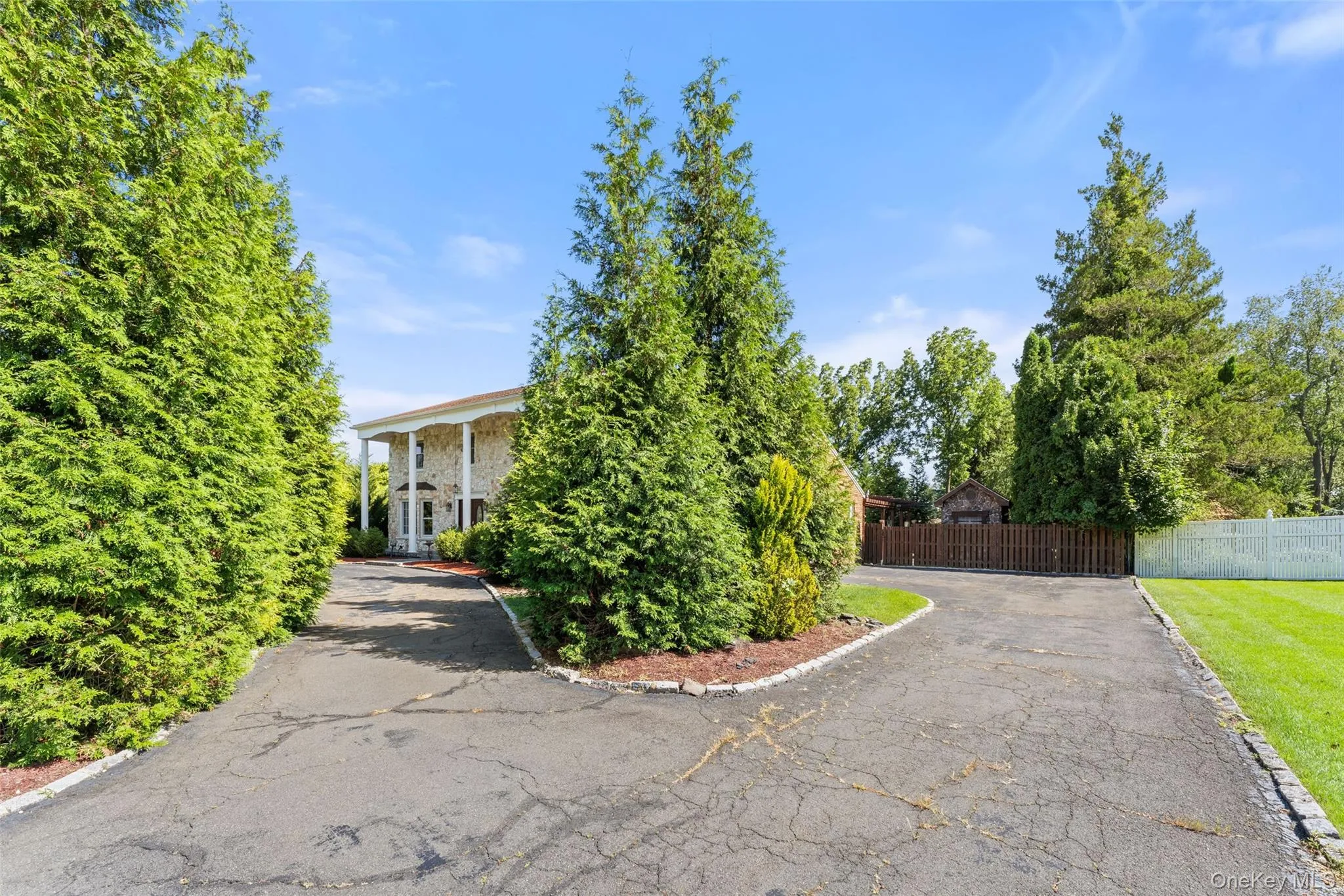 3 Tor Terrace, Clarkstown, NY, 5 Bedrooms Bedrooms, 10 Rooms Rooms,3 BathroomsBathrooms,Residential,For Rent,Tor,0,1029240 3 Tor Terrace, Clarkstown, NY, 5 Bedrooms Bedrooms, 10 Rooms Rooms,3 BathroomsBathrooms,Residential,For Rent,Tor,0,1029240