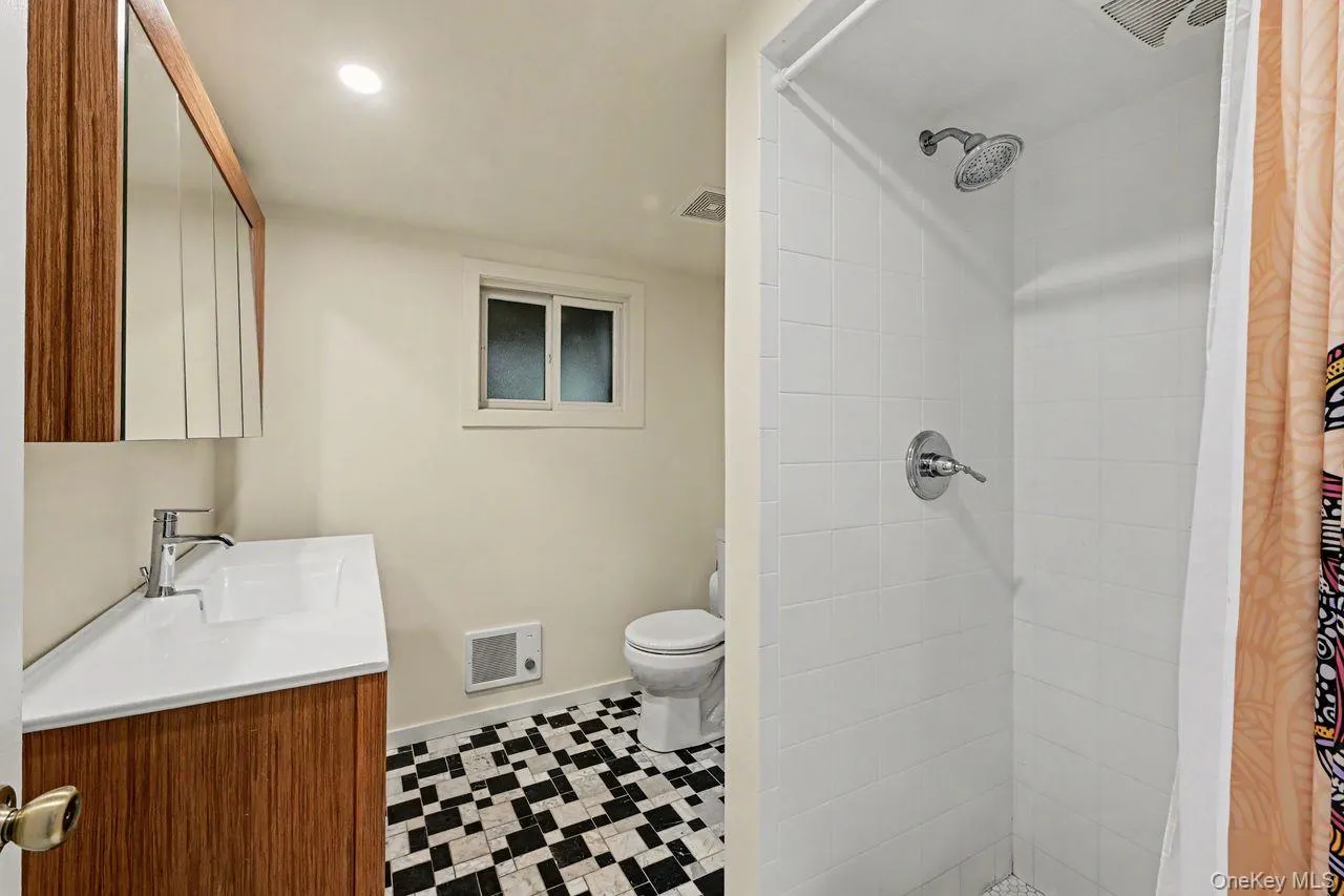 394 Salem Road, Southeast, NY, 4 Bedrooms Bedrooms, 11 Rooms Rooms,3 BathroomsBathrooms,Residential,For Rent,Salem,0,1029241 394 Salem Road, Southeast, NY, 4 Bedrooms Bedrooms, 11 Rooms Rooms,3 BathroomsBathrooms,Residential,For Rent,Salem,0,1029241