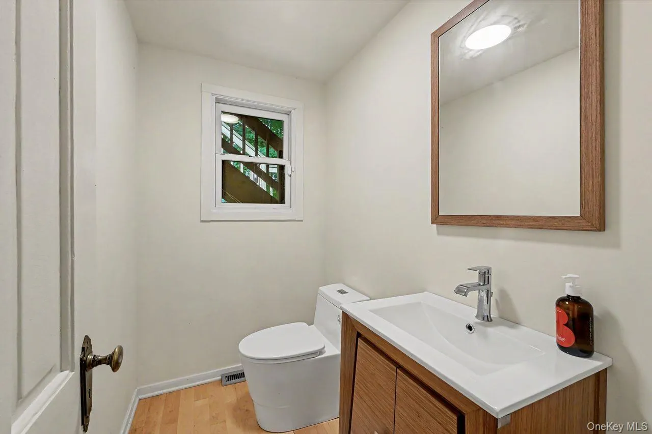 394 Salem Road, Southeast, NY, 4 Bedrooms Bedrooms, 11 Rooms Rooms,3 BathroomsBathrooms,Residential,For Rent,Salem,0,1029241 394 Salem Road, Southeast, NY, 4 Bedrooms Bedrooms, 11 Rooms Rooms,3 BathroomsBathrooms,Residential,For Rent,Salem,0,1029241