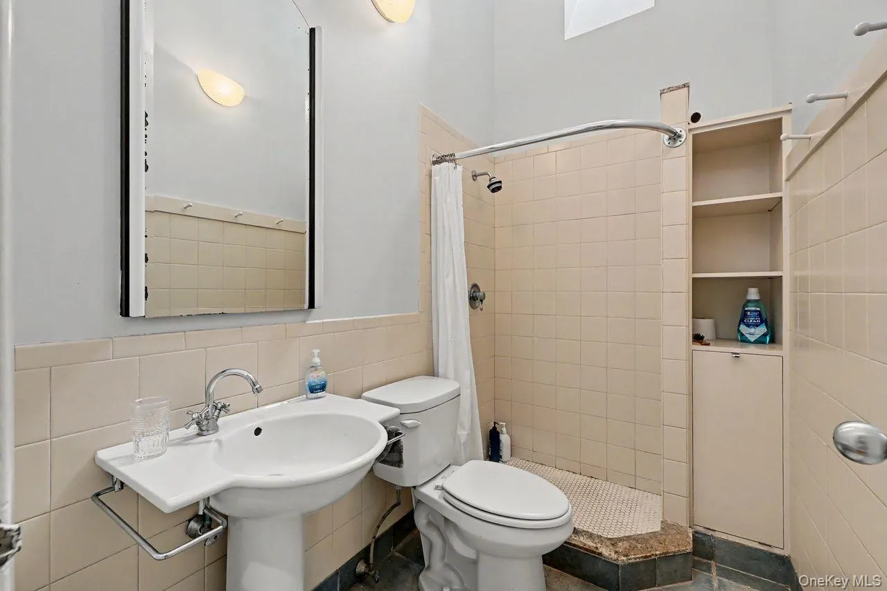 394 Salem Road, Southeast, NY, 4 Bedrooms Bedrooms, 11 Rooms Rooms,3 BathroomsBathrooms,Residential,For Rent,Salem,0,1029241 394 Salem Road, Southeast, NY, 4 Bedrooms Bedrooms, 11 Rooms Rooms,3 BathroomsBathrooms,Residential,For Rent,Salem,0,1029241