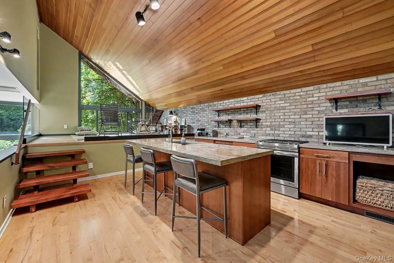 394 Salem Road, Southeast, NY, 4 Bedrooms Bedrooms, 11 Rooms Rooms,3 BathroomsBathrooms,Residential,For Rent,Salem,0,1029241 394 Salem Road, Southeast, NY, 4 Bedrooms Bedrooms, 11 Rooms Rooms,3 BathroomsBathrooms,Residential,For Rent,Salem,0,1029241