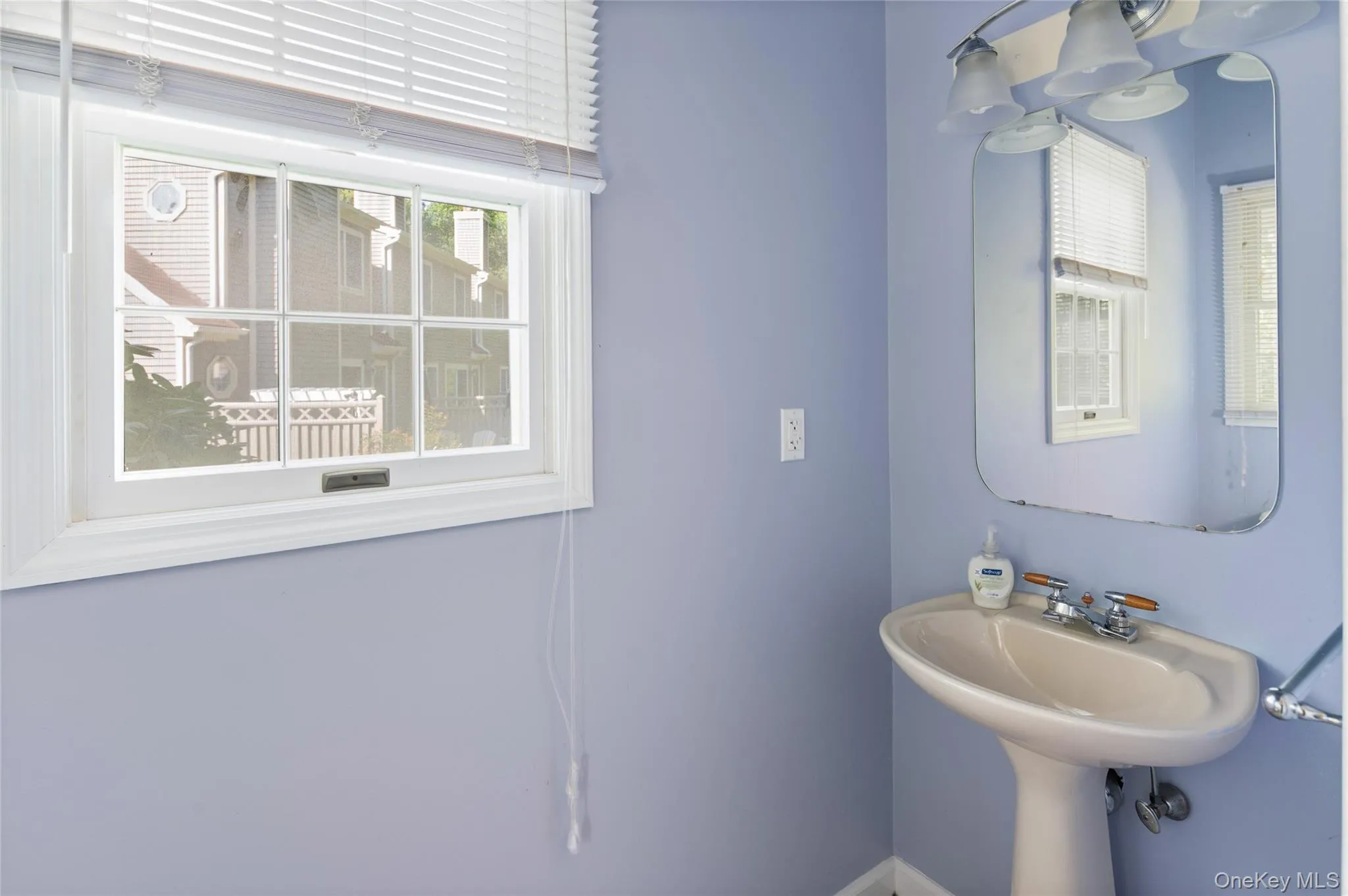 1804 Regent Drive, Mount Kisco, NY, 2 Bedrooms Bedrooms, 6 Rooms Rooms,2 BathroomsBathrooms,Residential,For Rent,Regent,0,1029242 1804 Regent Drive, Mount Kisco, NY, 2 Bedrooms Bedrooms, 6 Rooms Rooms,2 BathroomsBathrooms,Residential,For Rent,Regent,0,1029242