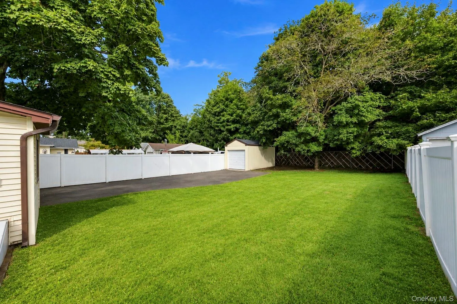 31 Oakland Avenue, Brookhaven, NY, 3 Bedrooms Bedrooms, 5 Rooms Rooms,2 BathroomsBathrooms,Residential,For Rent,Oakland,0,1029243 31 Oakland Avenue, Brookhaven, NY, 3 Bedrooms Bedrooms, 5 Rooms Rooms,2 BathroomsBathrooms,Residential,For Rent,Oakland,0,1029243