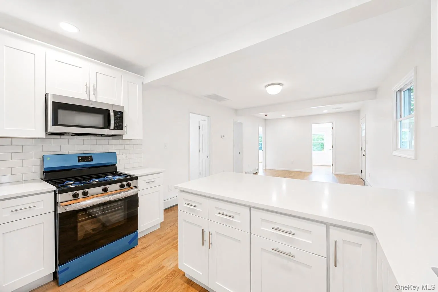 31 Oakland Avenue, Brookhaven, NY, 3 Bedrooms Bedrooms, 5 Rooms Rooms,2 BathroomsBathrooms,Residential,For Rent,Oakland,0,1029243 31 Oakland Avenue, Brookhaven, NY, 3 Bedrooms Bedrooms, 5 Rooms Rooms,2 BathroomsBathrooms,Residential,For Rent,Oakland,0,1029243