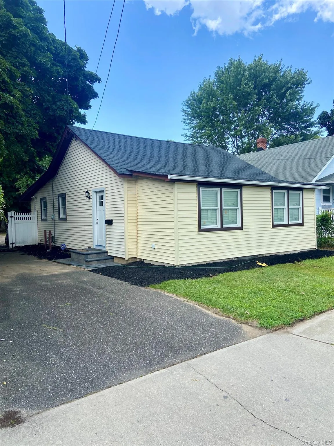 31 Oakland Avenue, Brookhaven, NY, 3 Bedrooms Bedrooms, 5 Rooms Rooms,2 BathroomsBathrooms,Residential,For Rent,Oakland,0,1029243 31 Oakland Avenue, Brookhaven, NY, 3 Bedrooms Bedrooms, 5 Rooms Rooms,2 BathroomsBathrooms,Residential,For Rent,Oakland,0,1029243