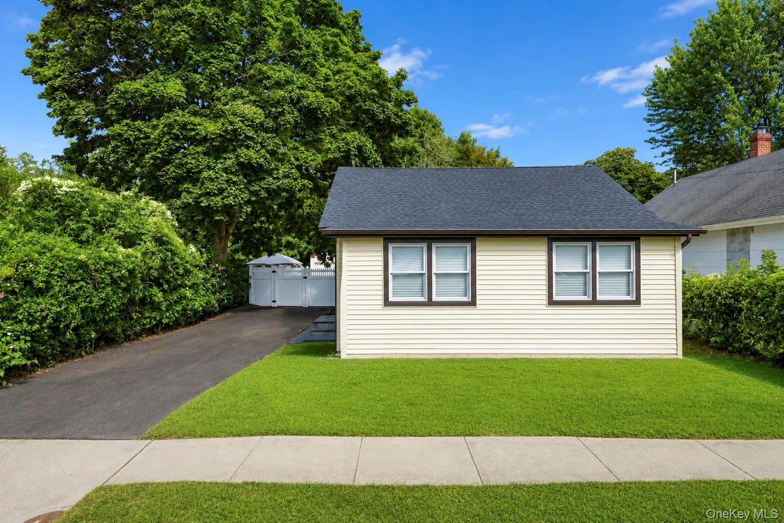 31 Oakland Avenue, Brookhaven, NY, 3 Bedrooms Bedrooms, 5 Rooms Rooms,2 BathroomsBathrooms,Residential,For Rent,Oakland,0,1029243 31 Oakland Avenue, Brookhaven, NY, 3 Bedrooms Bedrooms, 5 Rooms Rooms,2 BathroomsBathrooms,Residential,For Rent,Oakland,0,1029243