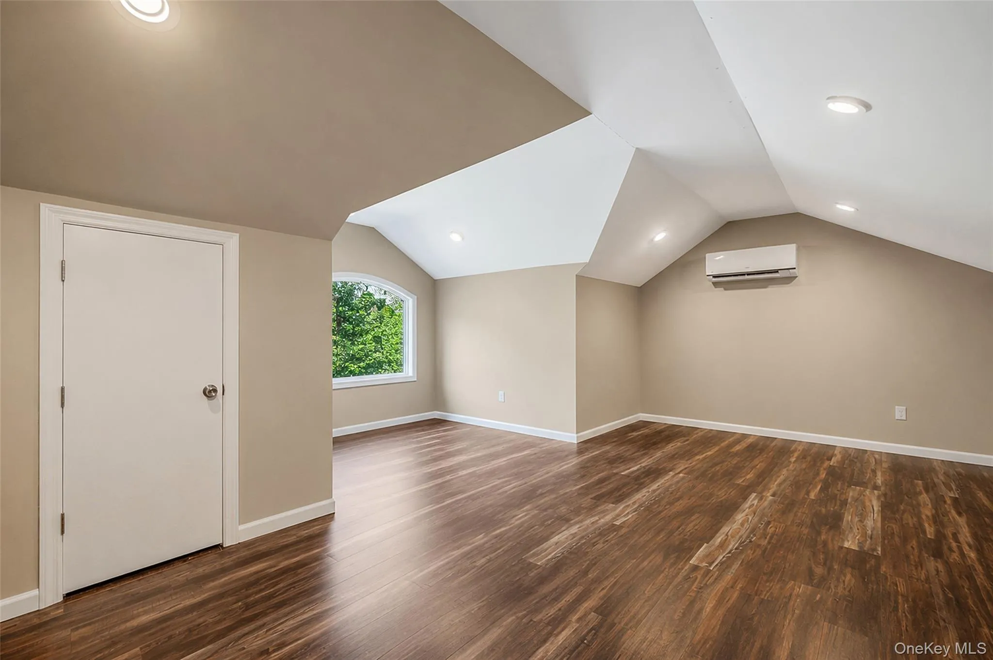 23 Steers Avenue, Huntington, NY, 6 Bedrooms Bedrooms, 13 Rooms Rooms,4 BathroomsBathrooms,Residential,For Rent,Steers,0,1029245 23 Steers Avenue, Huntington, NY, 6 Bedrooms Bedrooms, 13 Rooms Rooms,4 BathroomsBathrooms,Residential,For Rent,Steers,0,1029245