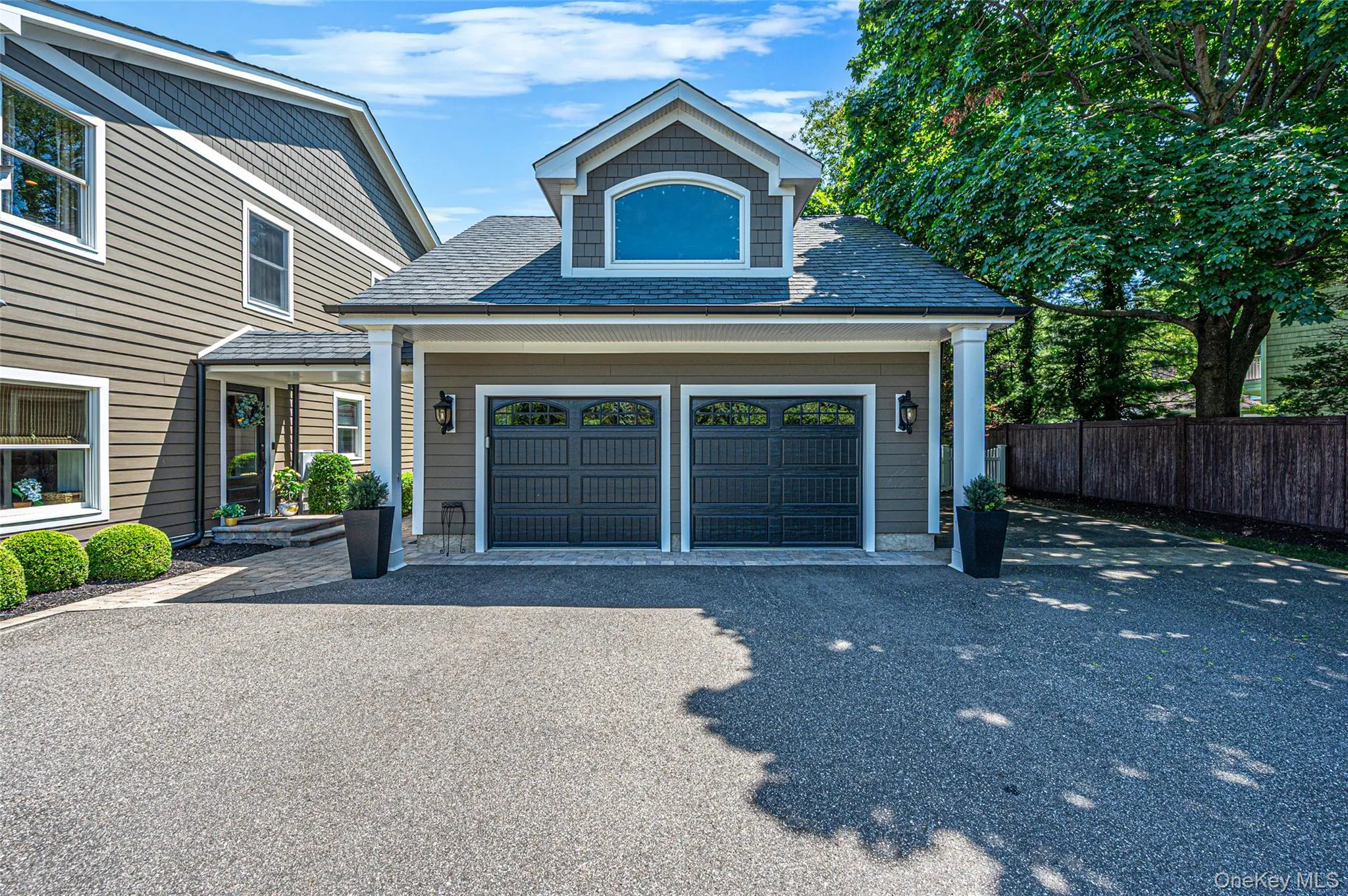 23 Steers Avenue, Huntington, NY, 6 Bedrooms Bedrooms, 13 Rooms Rooms,4 BathroomsBathrooms,Residential,For Rent,Steers,0,1029245 23 Steers Avenue, Huntington, NY, 6 Bedrooms Bedrooms, 13 Rooms Rooms,4 BathroomsBathrooms,Residential,For Rent,Steers,0,1029245