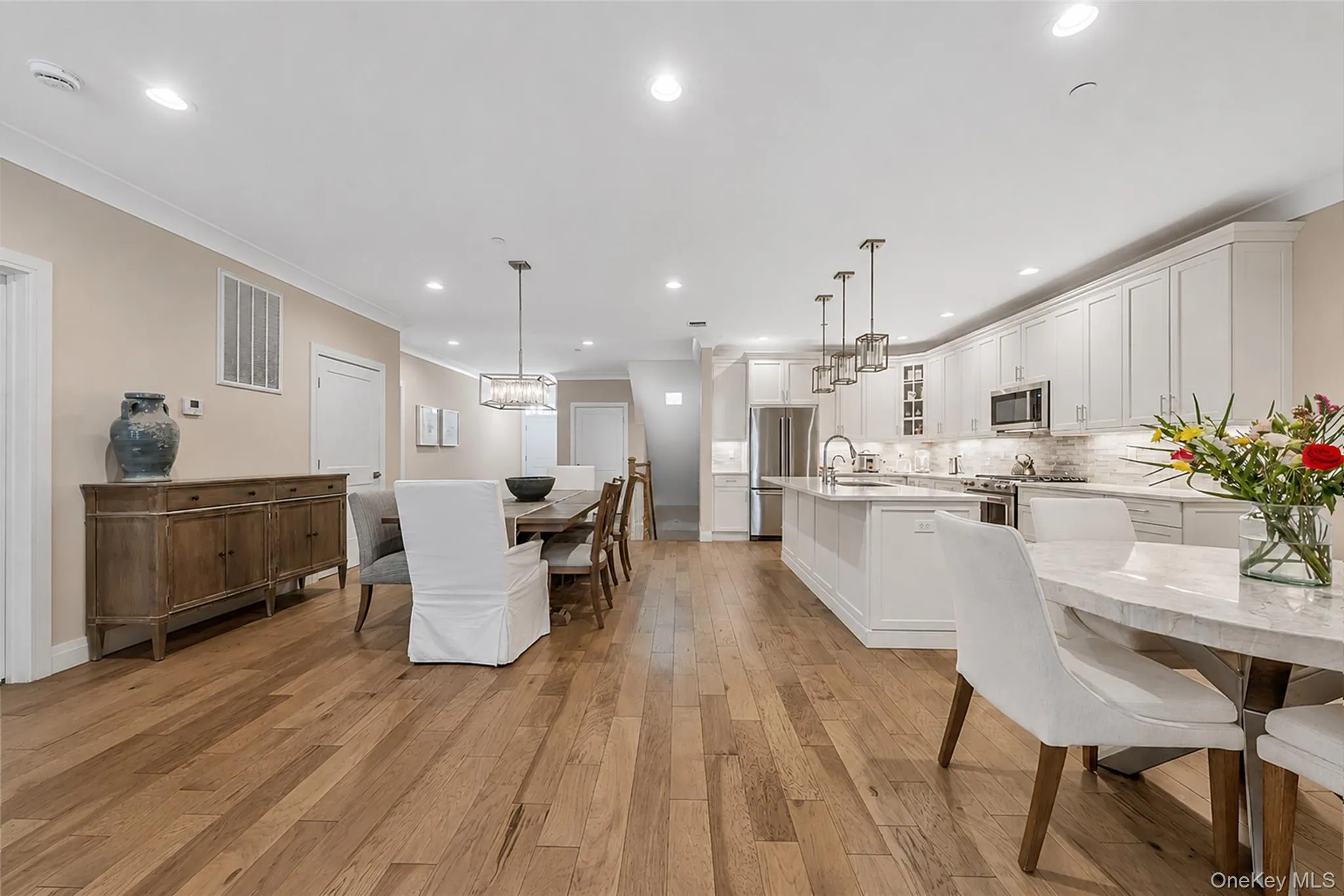 52102 Beech Tree Lane, Oyster Bay, NY, 2 Bedrooms Bedrooms, 5 Rooms Rooms,3 BathroomsBathrooms,Residential,For Rent,Beech Tree,0,1029247 52102 Beech Tree Lane, Oyster Bay, NY, 2 Bedrooms Bedrooms, 5 Rooms Rooms,3 BathroomsBathrooms,Residential,For Rent,Beech Tree,0,1029247