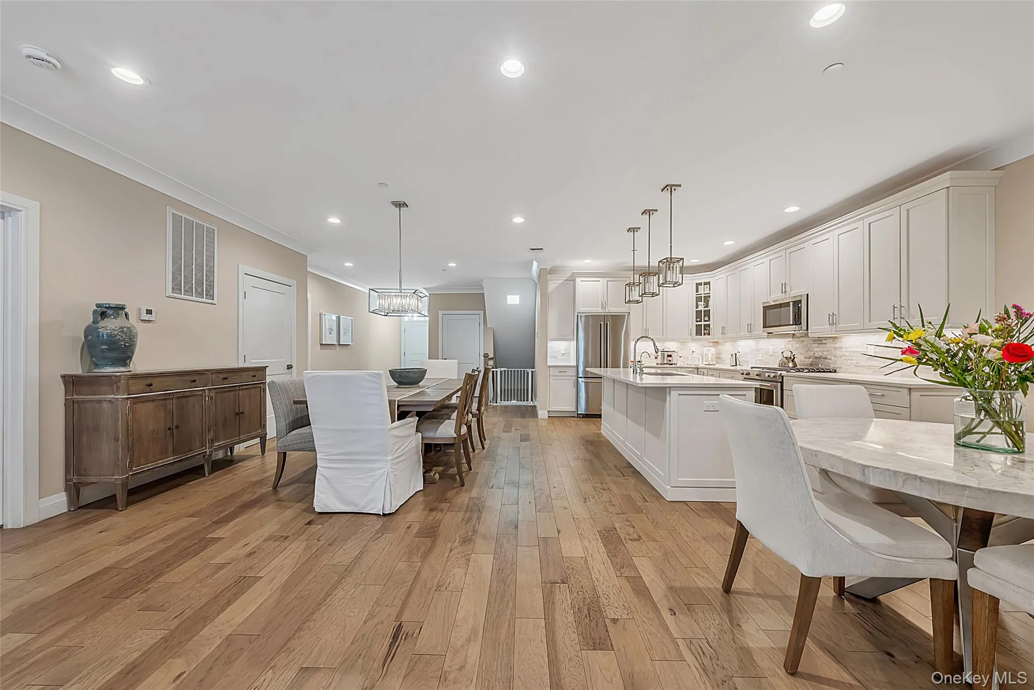 52102 Beech Tree Lane, Oyster Bay, NY, 2 Bedrooms Bedrooms, 5 Rooms Rooms,3 BathroomsBathrooms,Residential,For Rent,Beech Tree,0,1029247 52102 Beech Tree Lane, Oyster Bay, NY, 2 Bedrooms Bedrooms, 5 Rooms Rooms,3 BathroomsBathrooms,Residential,For Rent,Beech Tree,0,1029247