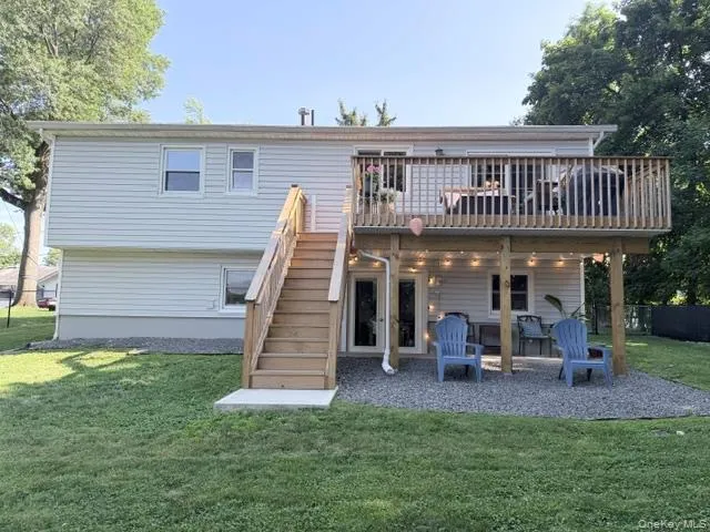 20 Avenue C, Orangetown, NY, 3 Bedrooms Bedrooms, 8 Rooms Rooms,1 BathroomBathrooms,Residential,For Rent,Avenue C,0,1029253 20 Avenue C, Orangetown, NY, 3 Bedrooms Bedrooms, 8 Rooms Rooms,1 BathroomBathrooms,Residential,For Rent,Avenue C,0,1029253