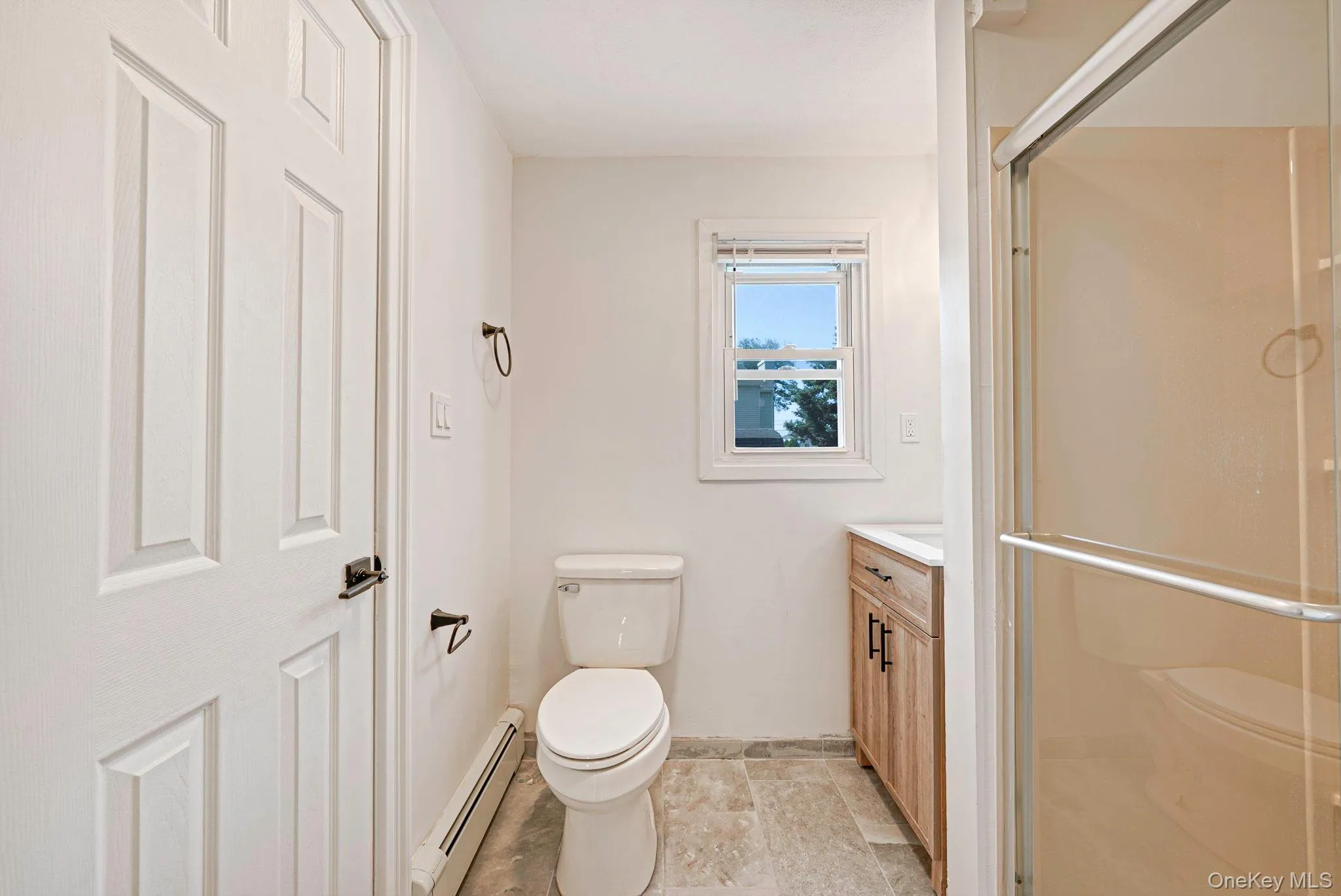 Full Bathroom Full Bathroom