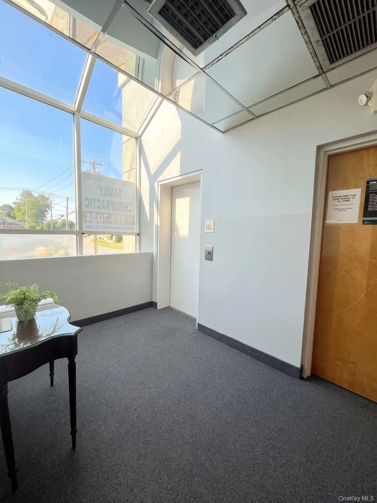 217 Merrick Road, Babylon, NY, ,Commercial Lease,For Rent,Merrick,0,1029258 217 Merrick Road, Babylon, NY, ,Commercial Lease,For Rent,Merrick,0,1029258