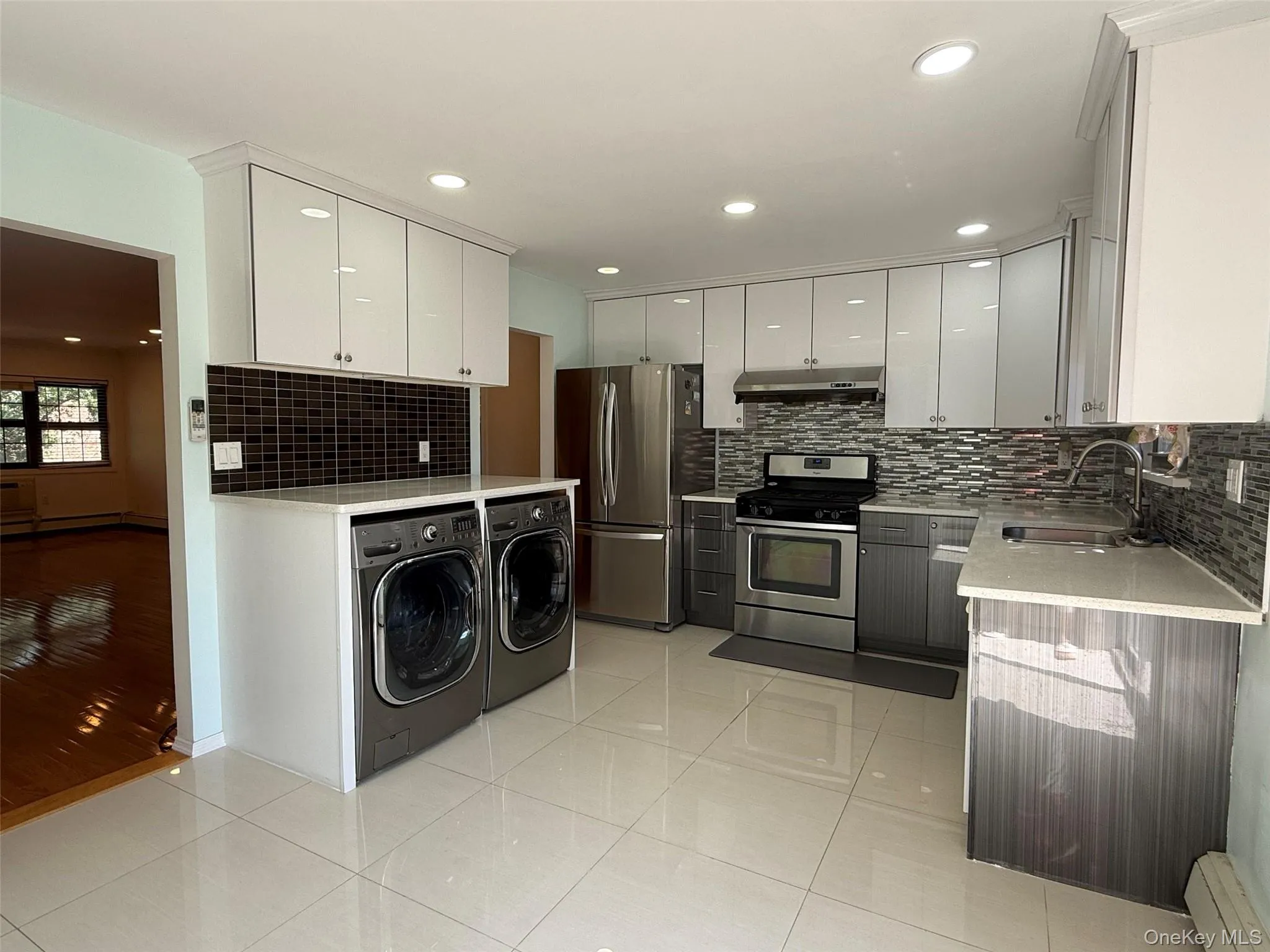 316 121st Street, New York, NY, 3 Bedrooms Bedrooms, 8 Rooms Rooms,2 BathroomsBathrooms,Residential,For Rent,121st,0,1029260 316 121st Street, New York, NY, 3 Bedrooms Bedrooms, 8 Rooms Rooms,2 BathroomsBathrooms,Residential,For Rent,121st,0,1029260