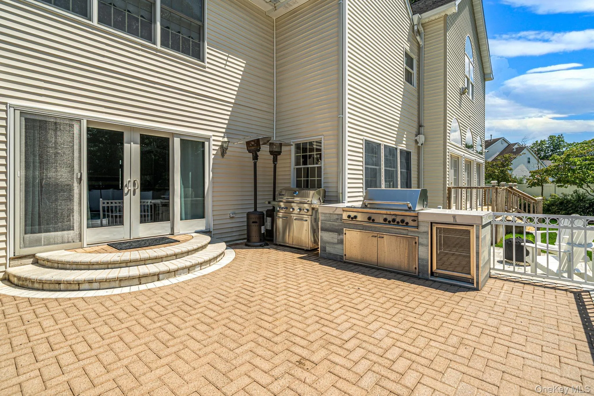 2 Hamilton Place, Brookhaven, NY, 5 Bedrooms Bedrooms, 10 Rooms Rooms,4 BathroomsBathrooms,Residential,For Rent,Hamilton,0,1029265 2 Hamilton Place, Brookhaven, NY, 5 Bedrooms Bedrooms, 10 Rooms Rooms,4 BathroomsBathrooms,Residential,For Rent,Hamilton,0,1029265