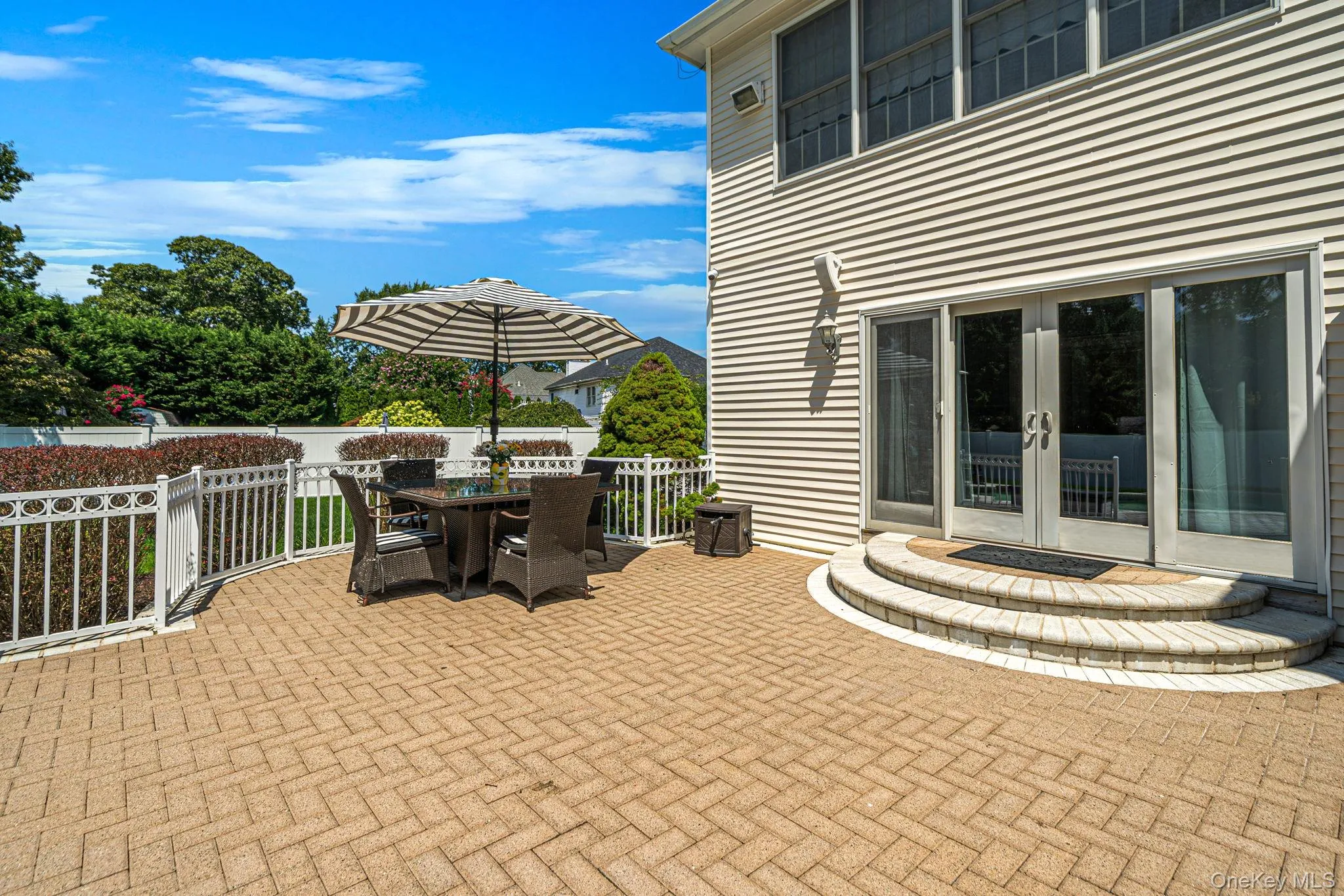 2 Hamilton Place, Brookhaven, NY, 5 Bedrooms Bedrooms, 10 Rooms Rooms,4 BathroomsBathrooms,Residential,For Rent,Hamilton,0,1029265 2 Hamilton Place, Brookhaven, NY, 5 Bedrooms Bedrooms, 10 Rooms Rooms,4 BathroomsBathrooms,Residential,For Rent,Hamilton,0,1029265