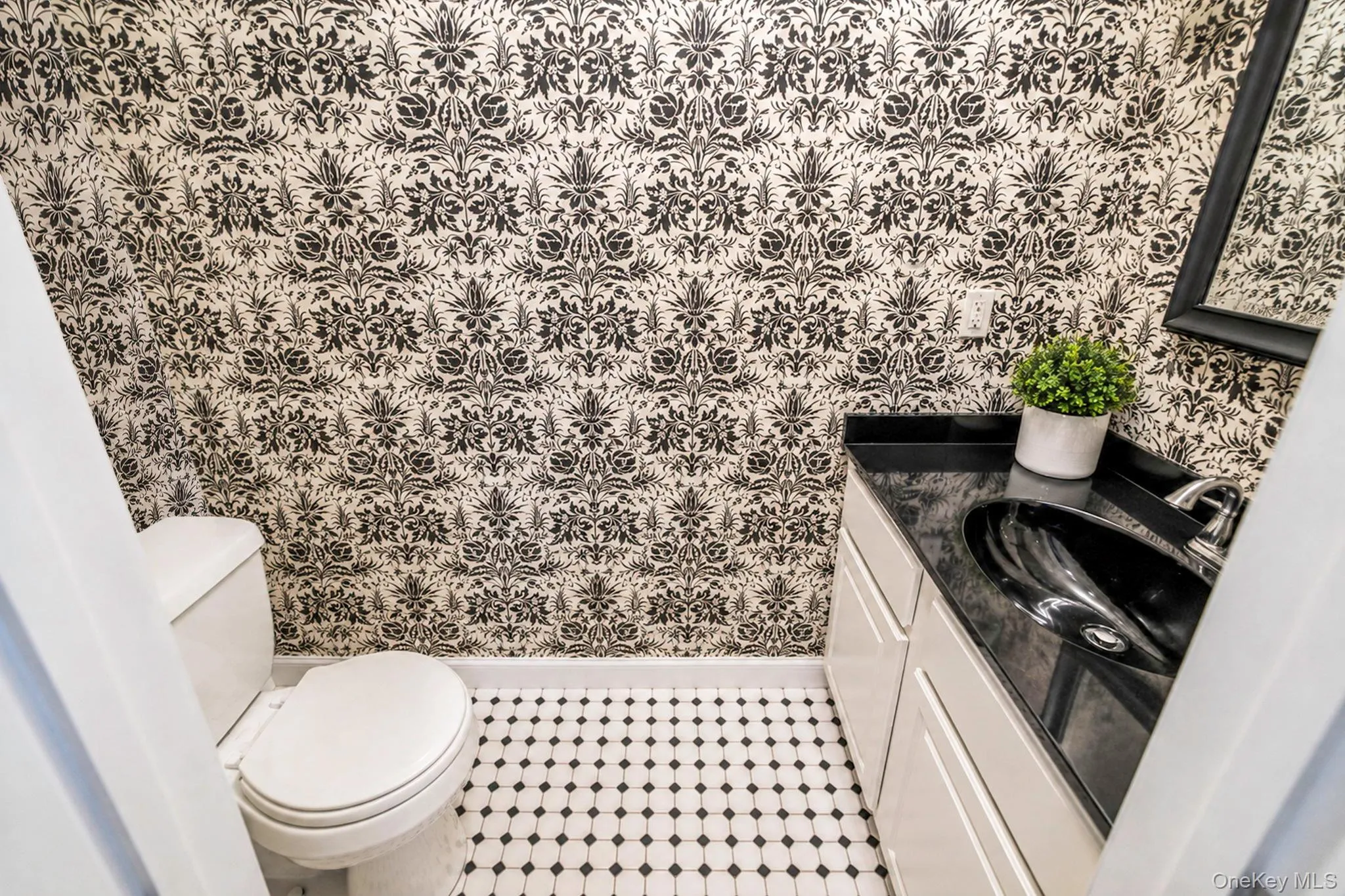 2 Hamilton Place, Brookhaven, NY, 5 Bedrooms Bedrooms, 10 Rooms Rooms,4 BathroomsBathrooms,Residential,For Rent,Hamilton,0,1029265 2 Hamilton Place, Brookhaven, NY, 5 Bedrooms Bedrooms, 10 Rooms Rooms,4 BathroomsBathrooms,Residential,For Rent,Hamilton,0,1029265