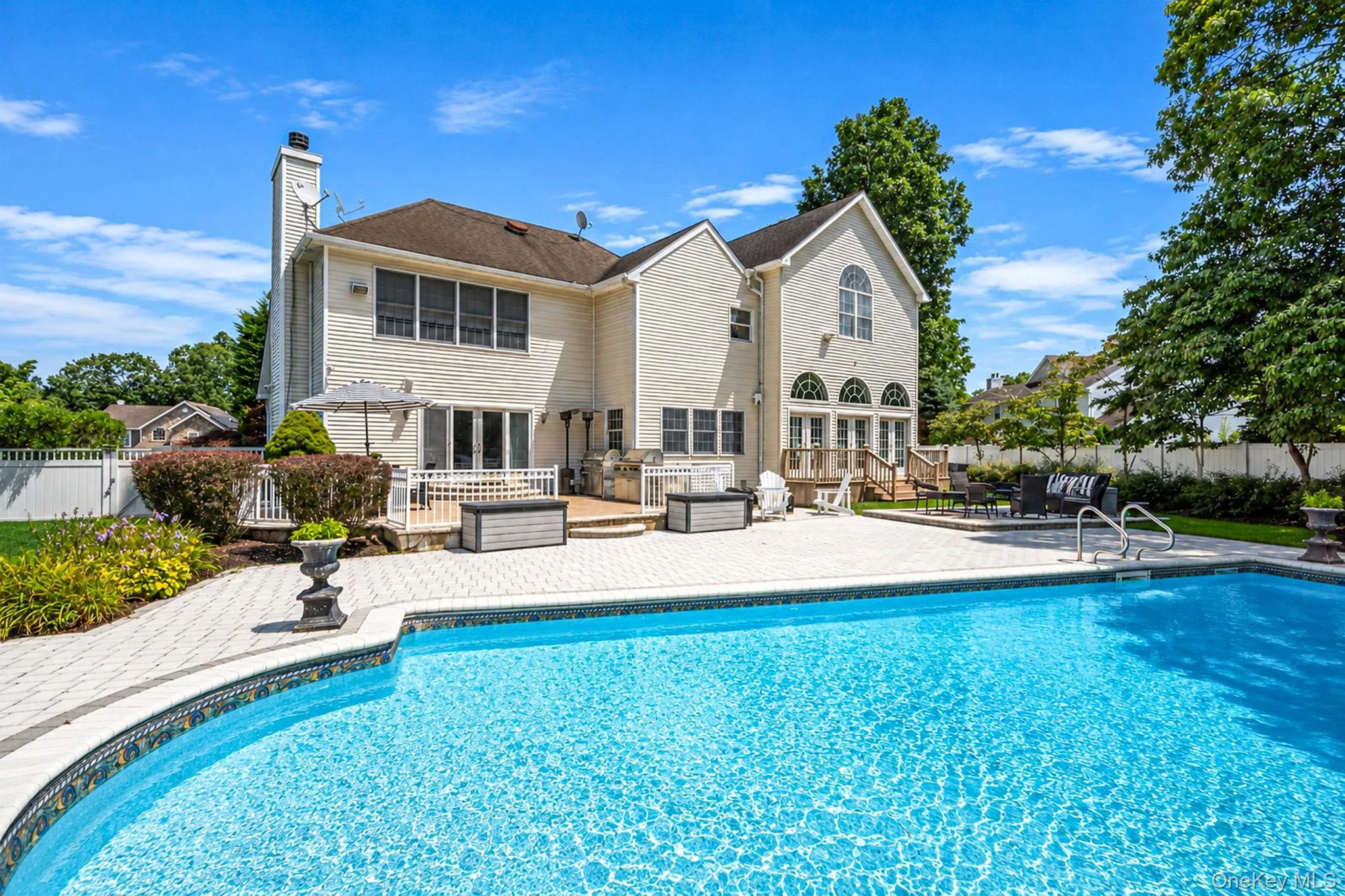 2 Hamilton Place, Brookhaven, NY, 5 Bedrooms Bedrooms, 10 Rooms Rooms,4 BathroomsBathrooms,Residential,For Rent,Hamilton,0,1029265 2 Hamilton Place, Brookhaven, NY, 5 Bedrooms Bedrooms, 10 Rooms Rooms,4 BathroomsBathrooms,Residential,For Rent,Hamilton,0,1029265