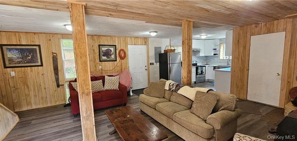 9003 County Hwy 28, Hancock, NY, 2 Bedrooms Bedrooms, 5 Rooms Rooms,1 BathroomBathrooms,Residential,For Rent,County Hwy 28,0,1029273 9003 County Hwy 28, Hancock, NY, 2 Bedrooms Bedrooms, 5 Rooms Rooms,1 BathroomBathrooms,Residential,For Rent,County Hwy 28,0,1029273