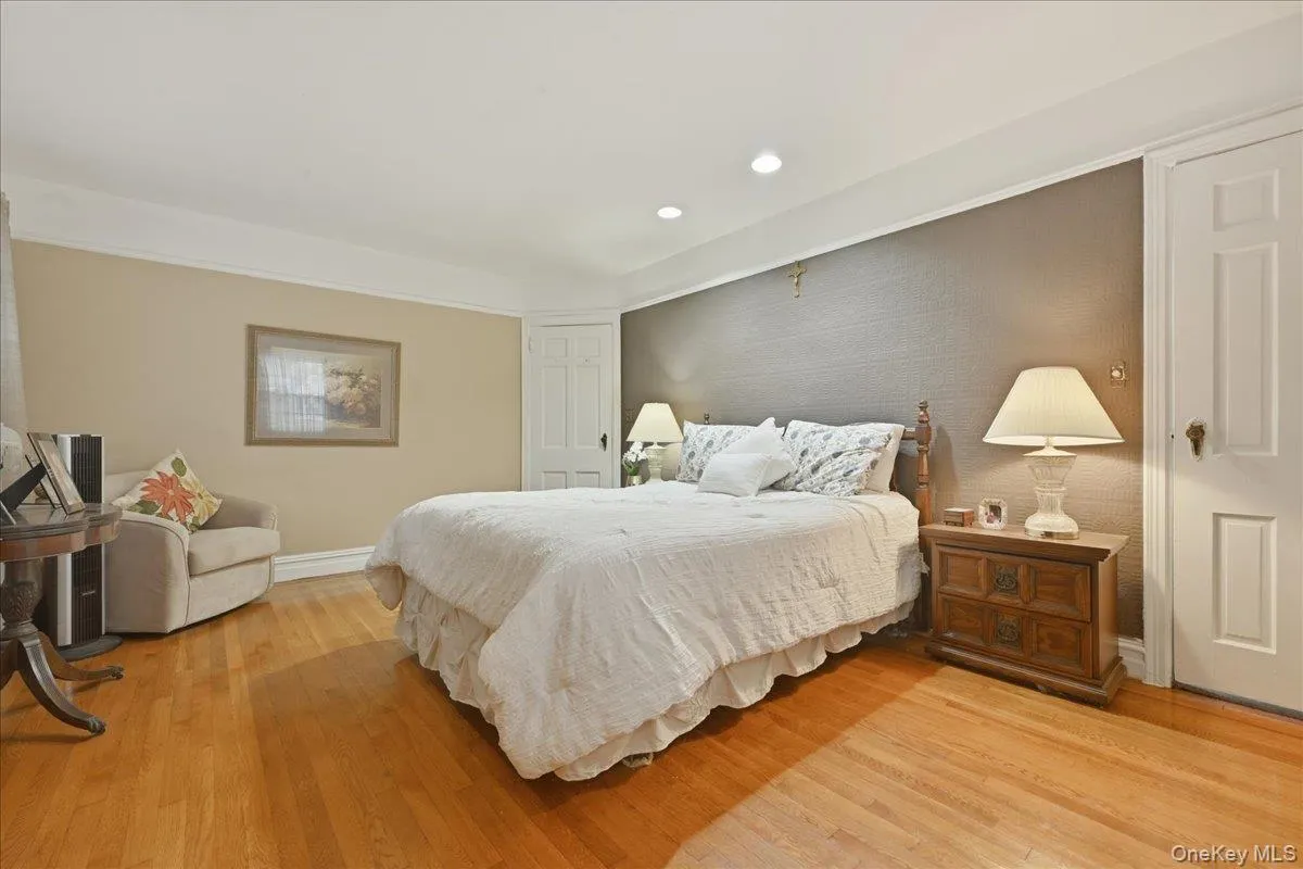 Bedroom Bedroom